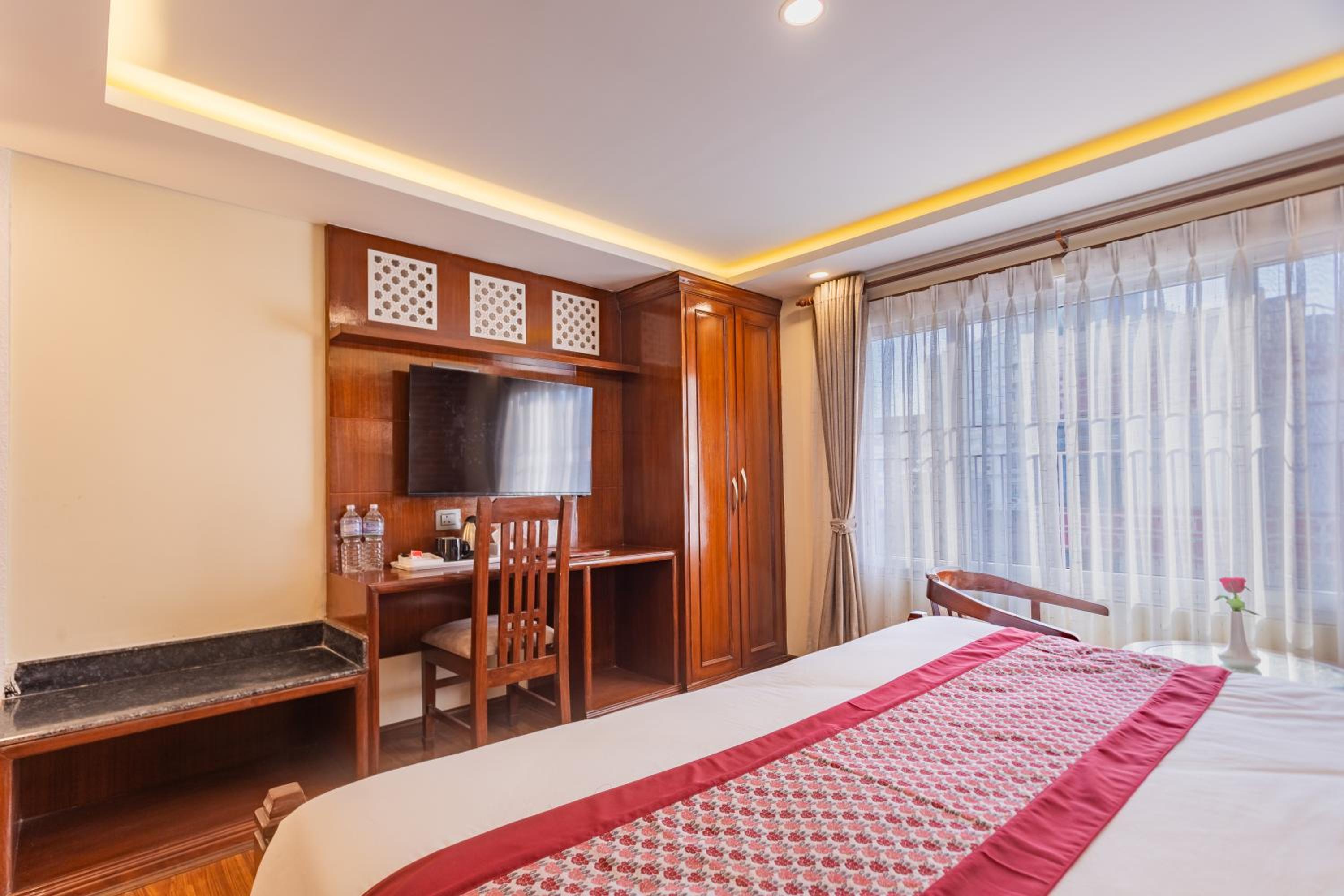 Deluxe Double Room - Photo 3