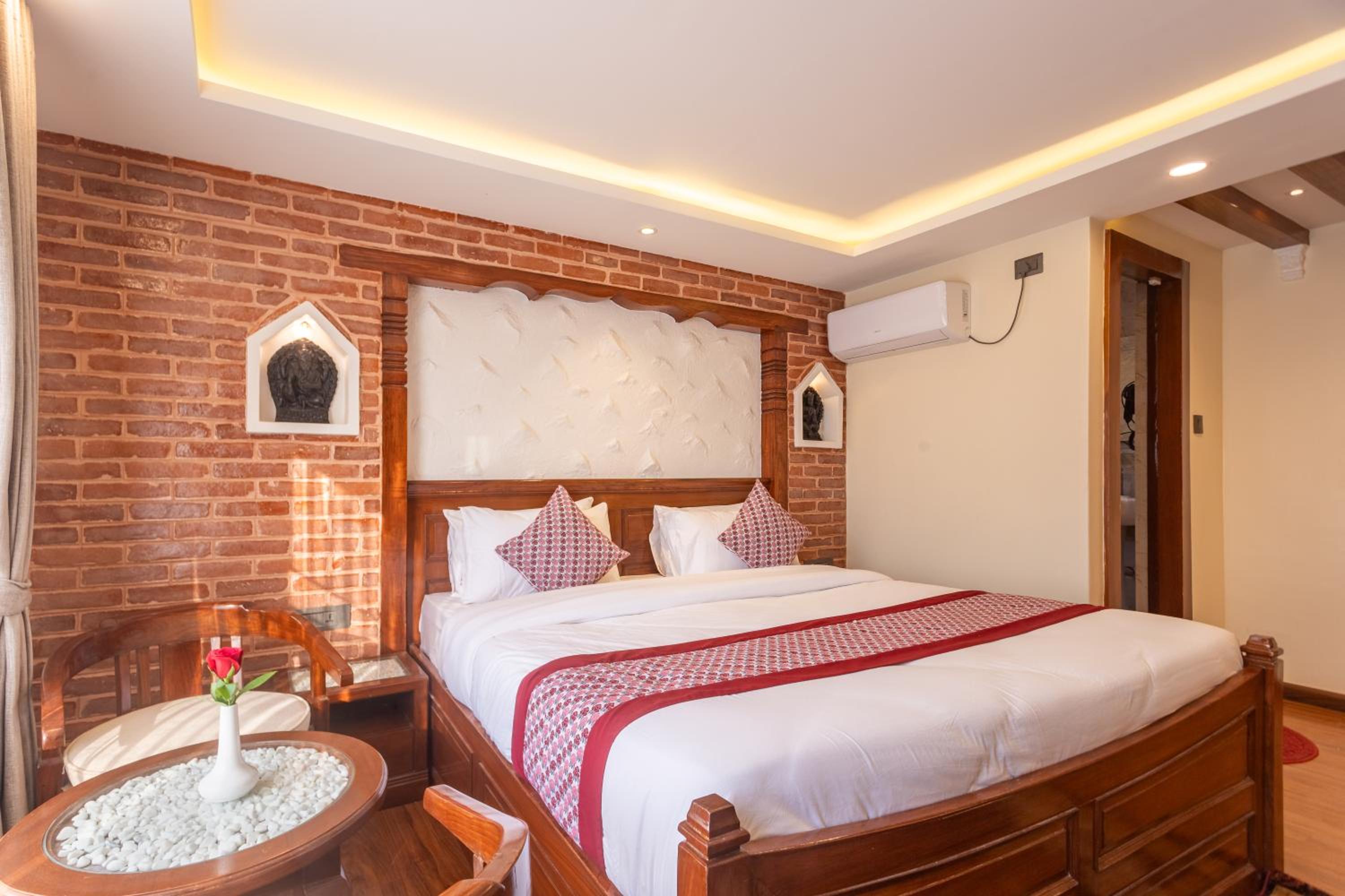 Deluxe Double Room - Photo 1