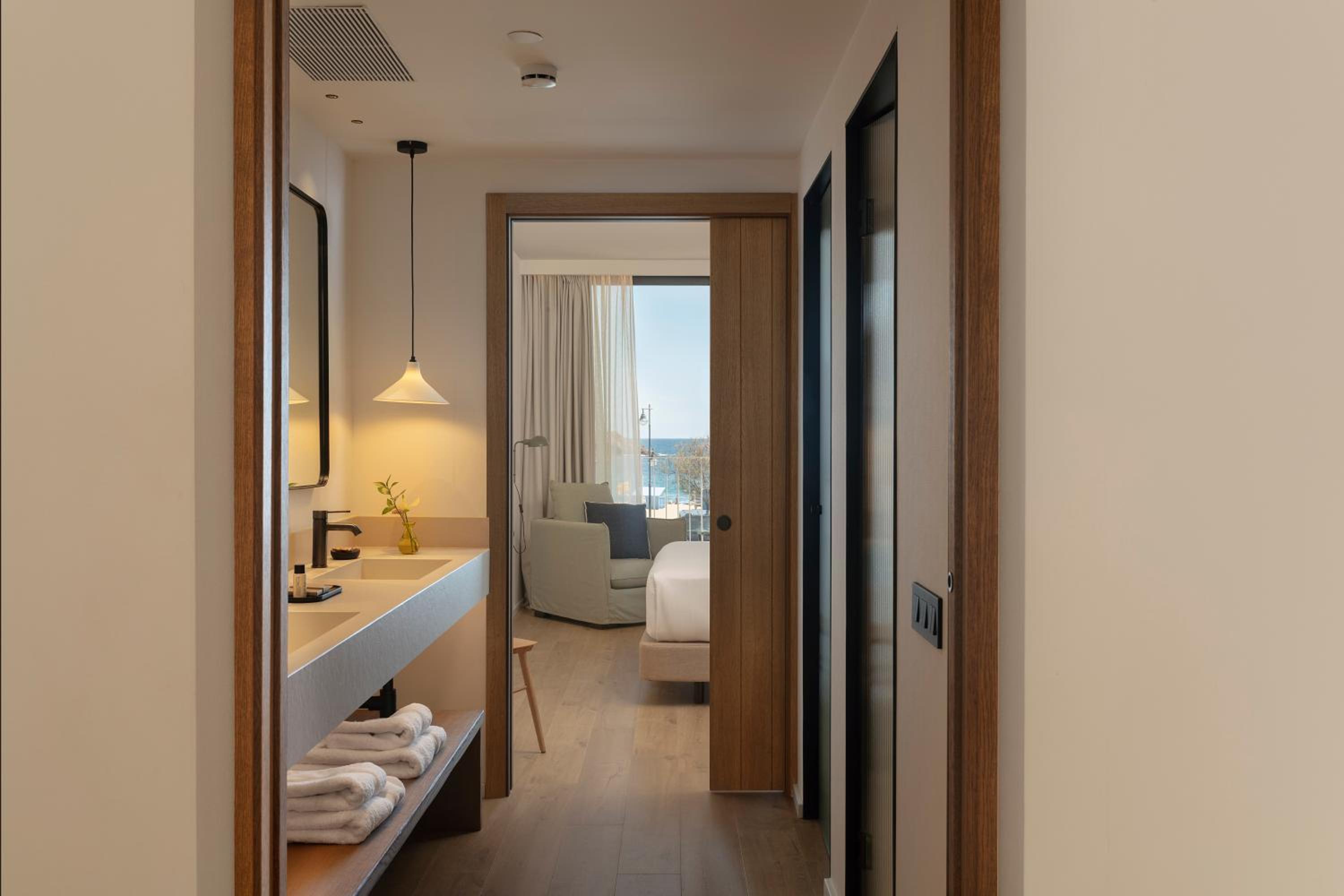 Suite with Terrace and Sea View (2 Adults)