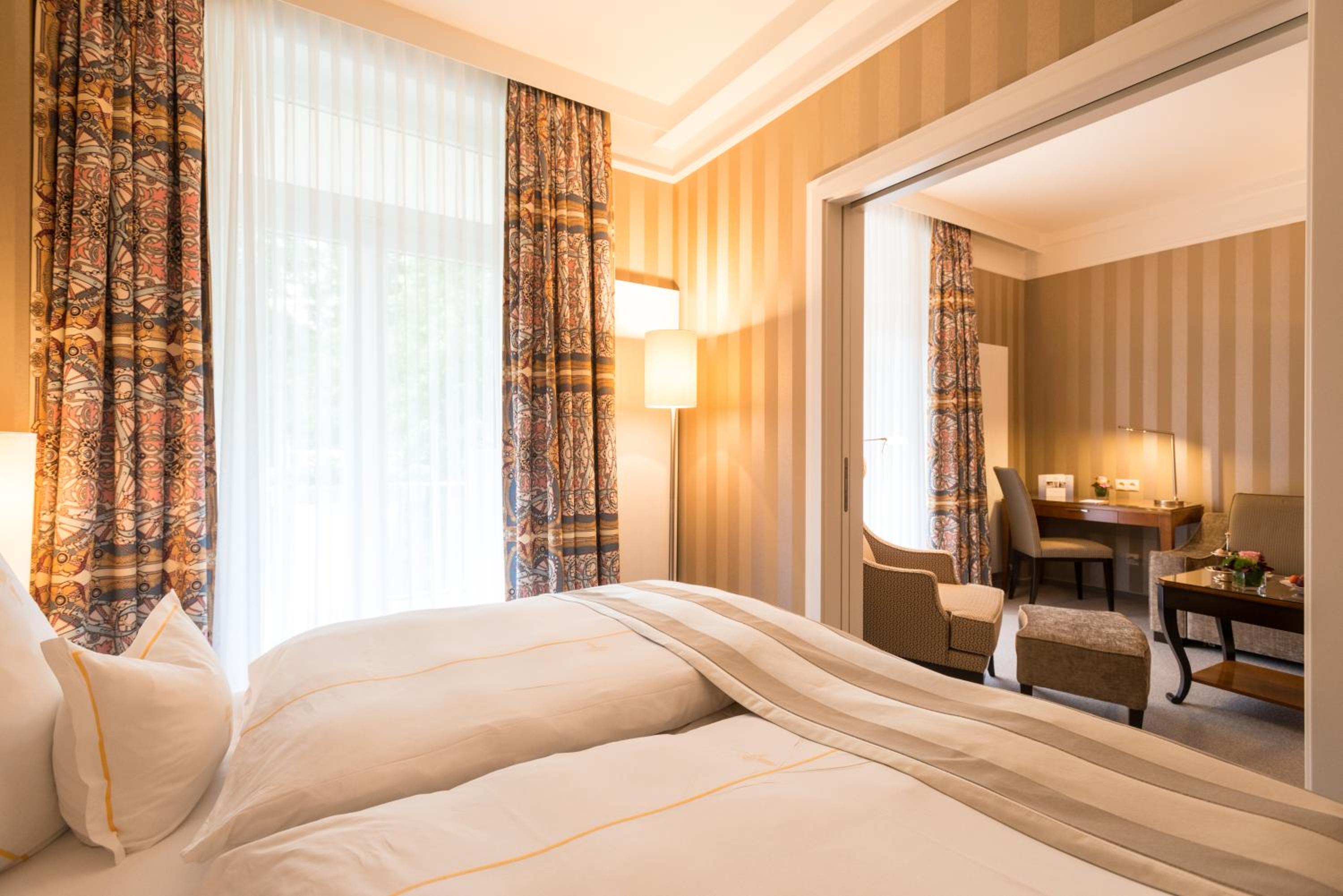 Junior Suite with Balcony photo 3