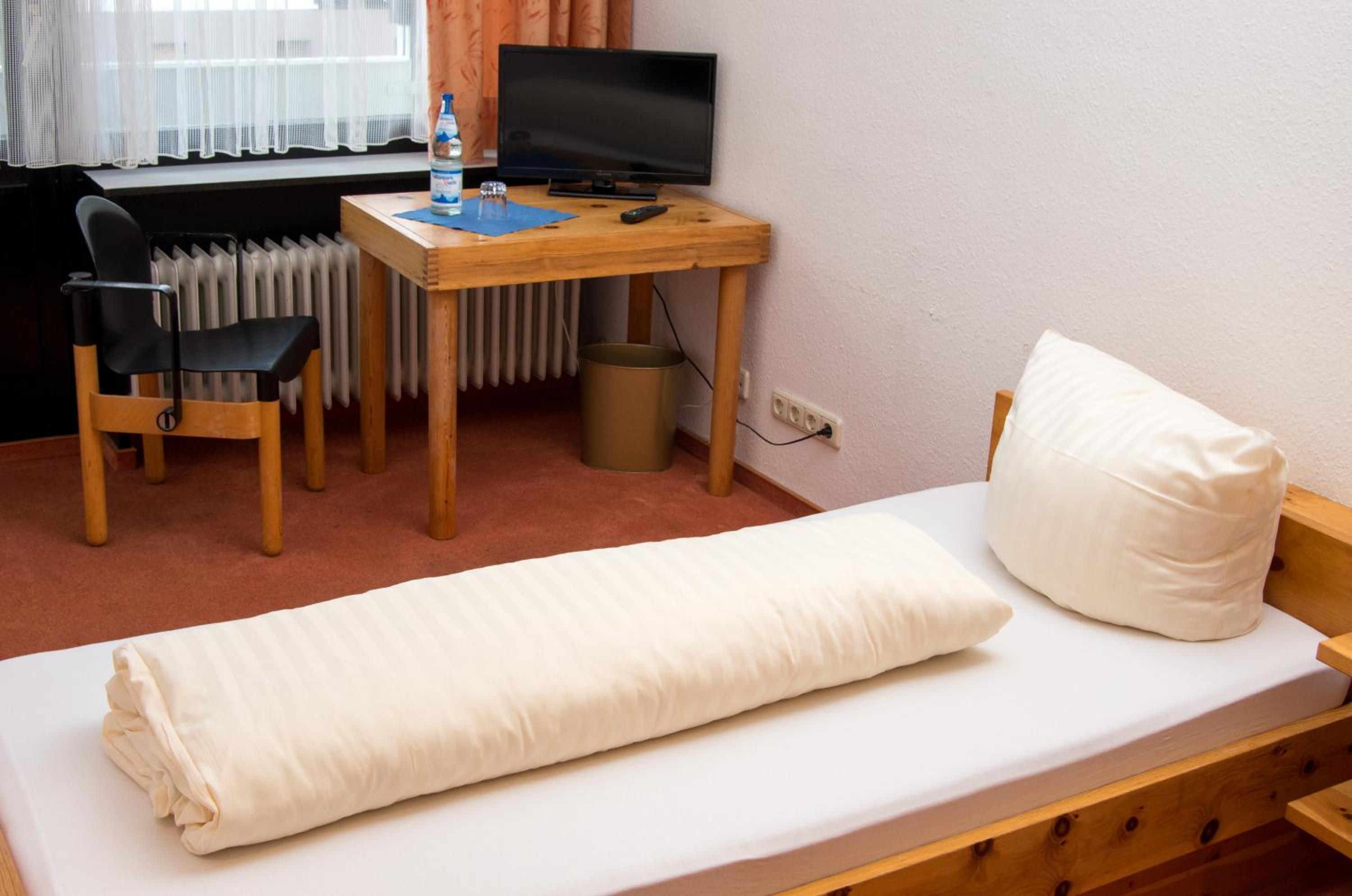 Single Room with Balcony photo 1