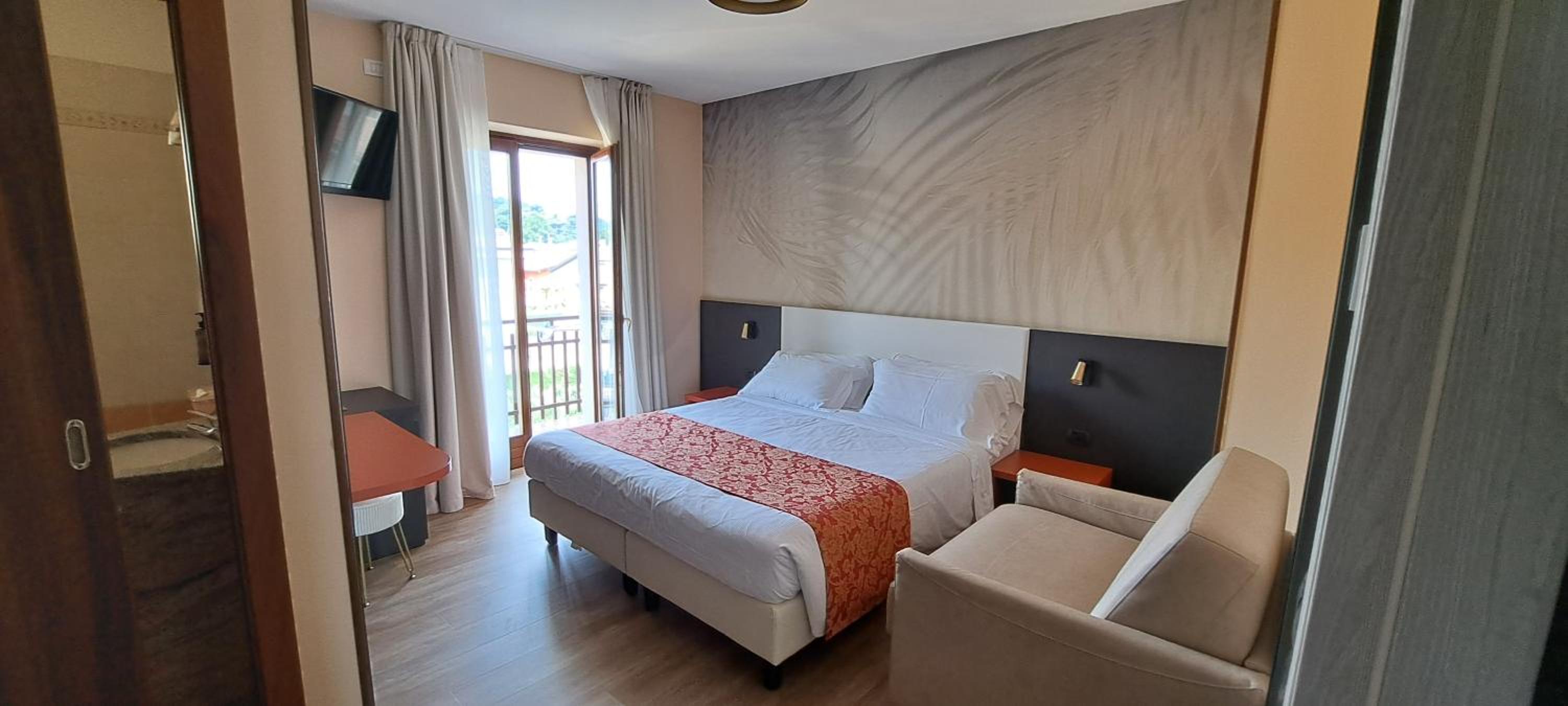 Doppelzimmer mit Balkon