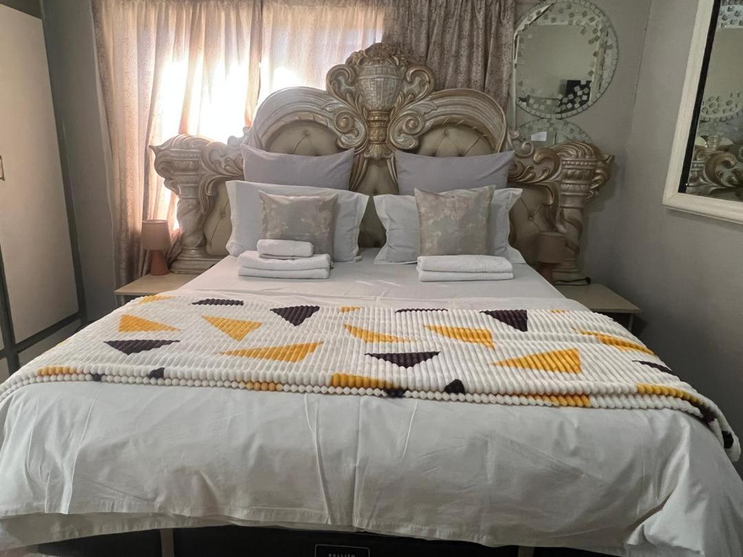 Deluxe Double Room photo 2
