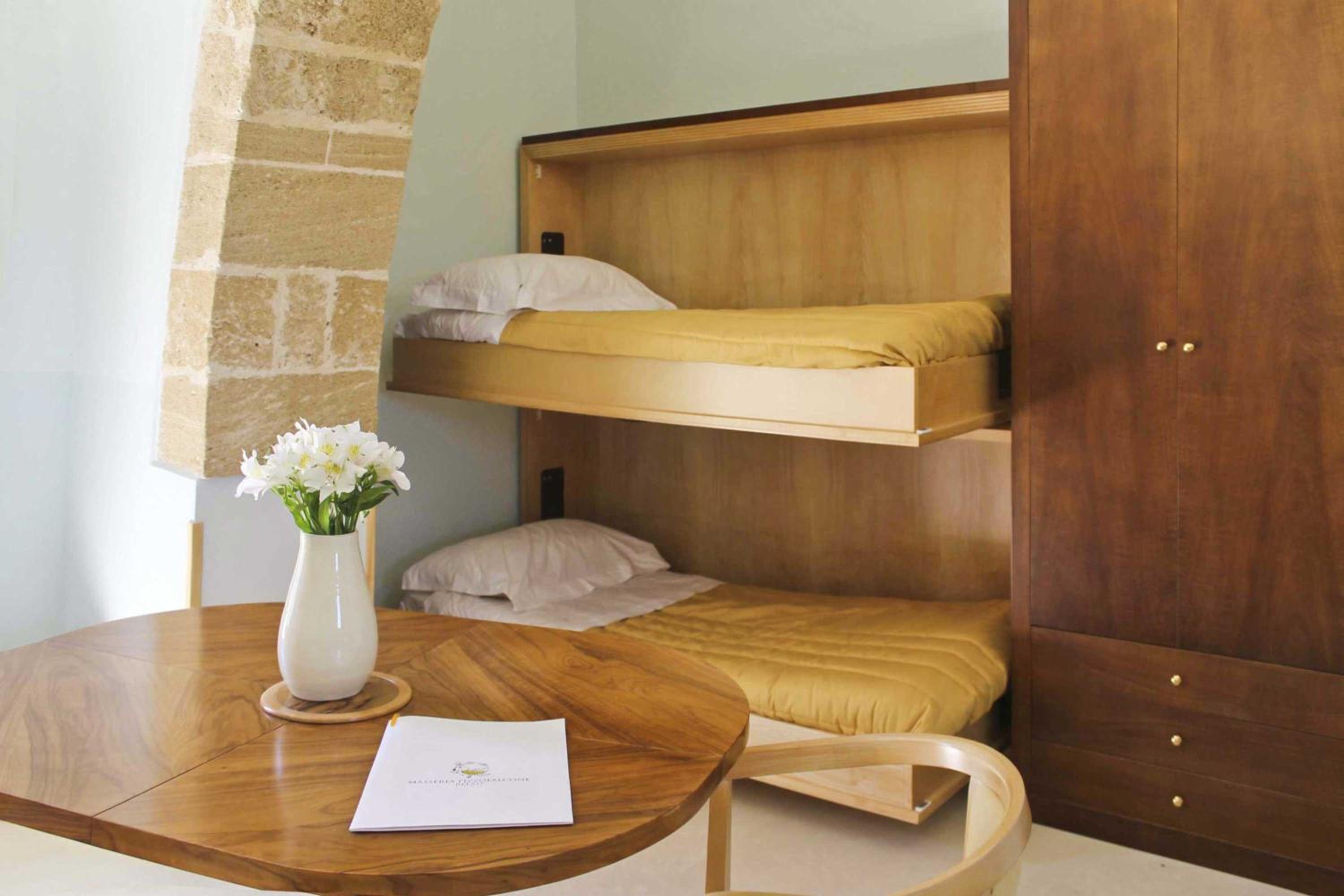 Superior Quadruple Room - Photo 4