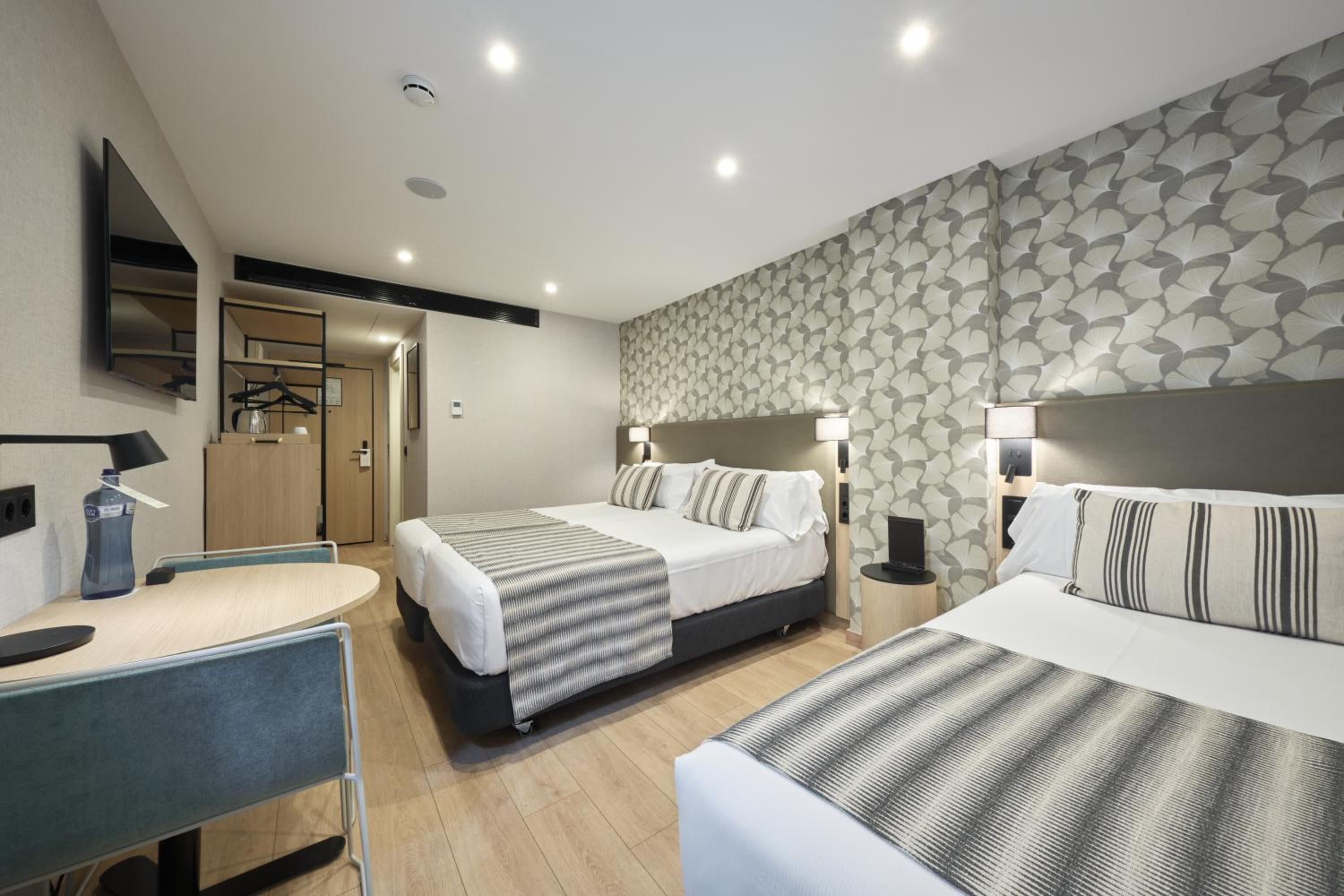 Premium Deluxe Triple Room