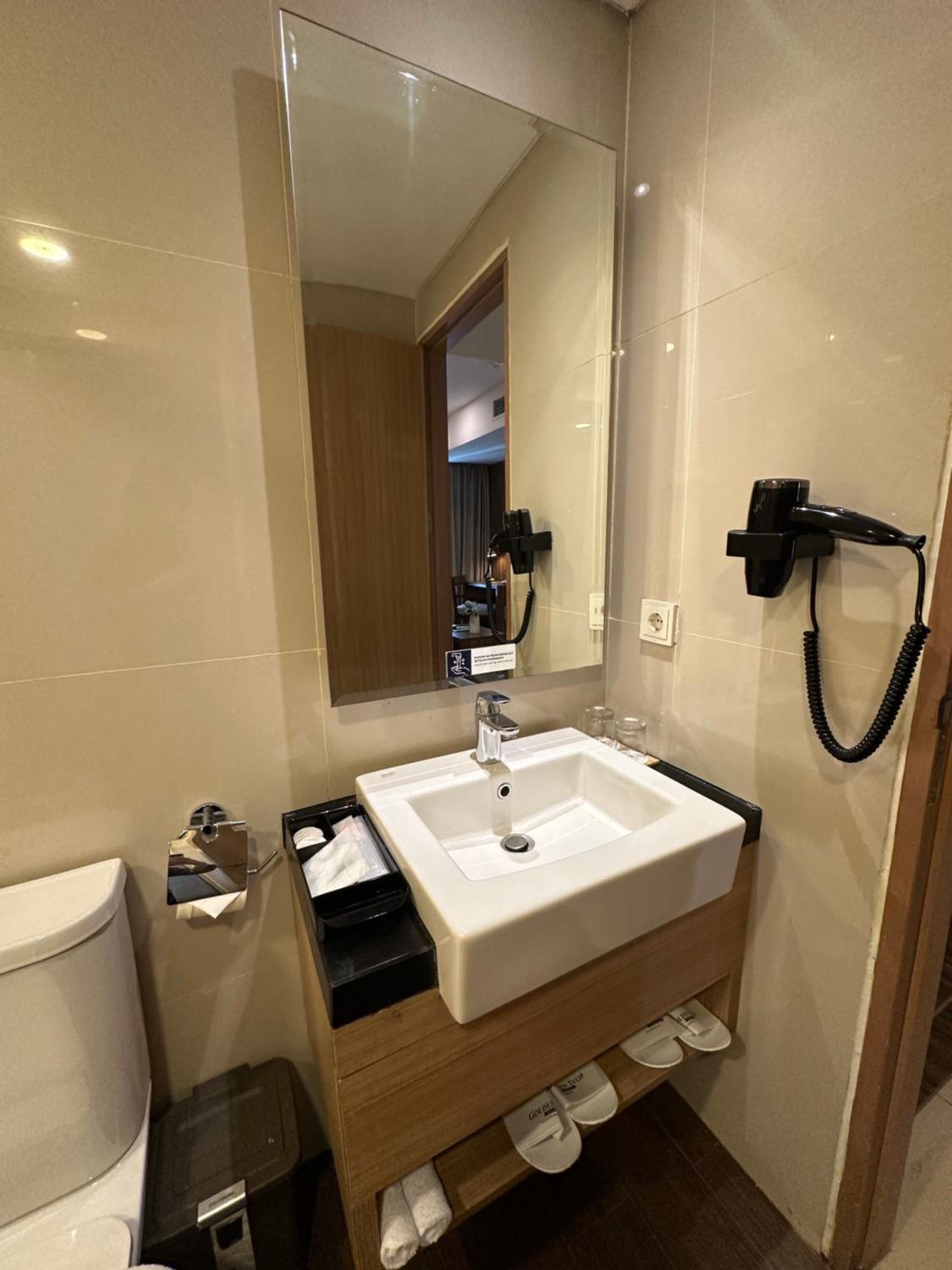 Junior Suite - 1 King Bed 32Sqm Free Wifi Balcony photo 3