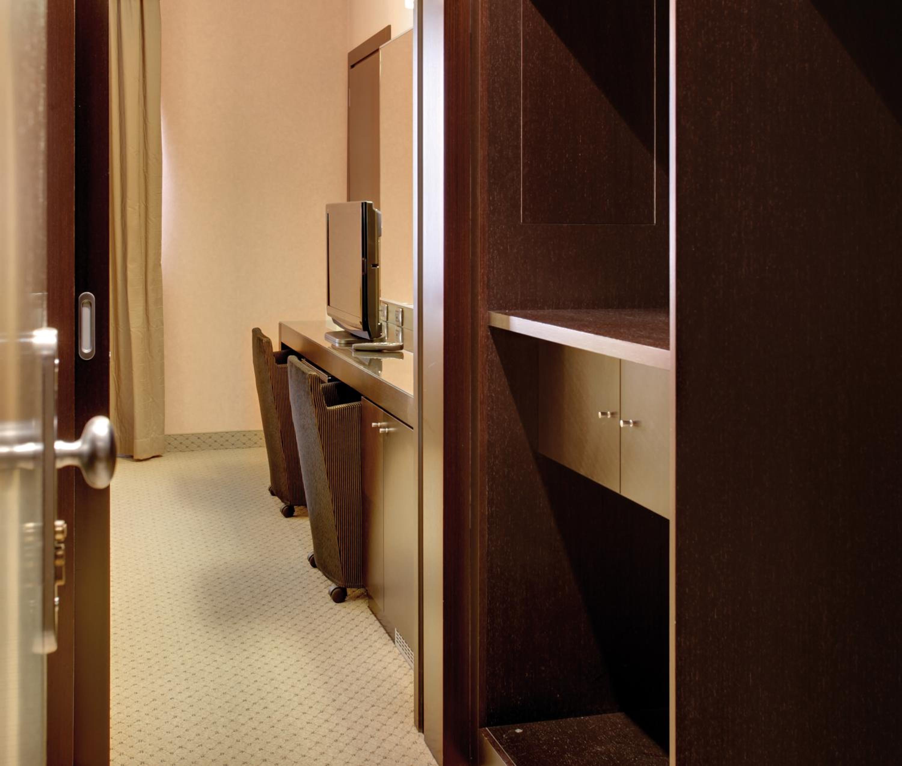 Double Room - Photo 5