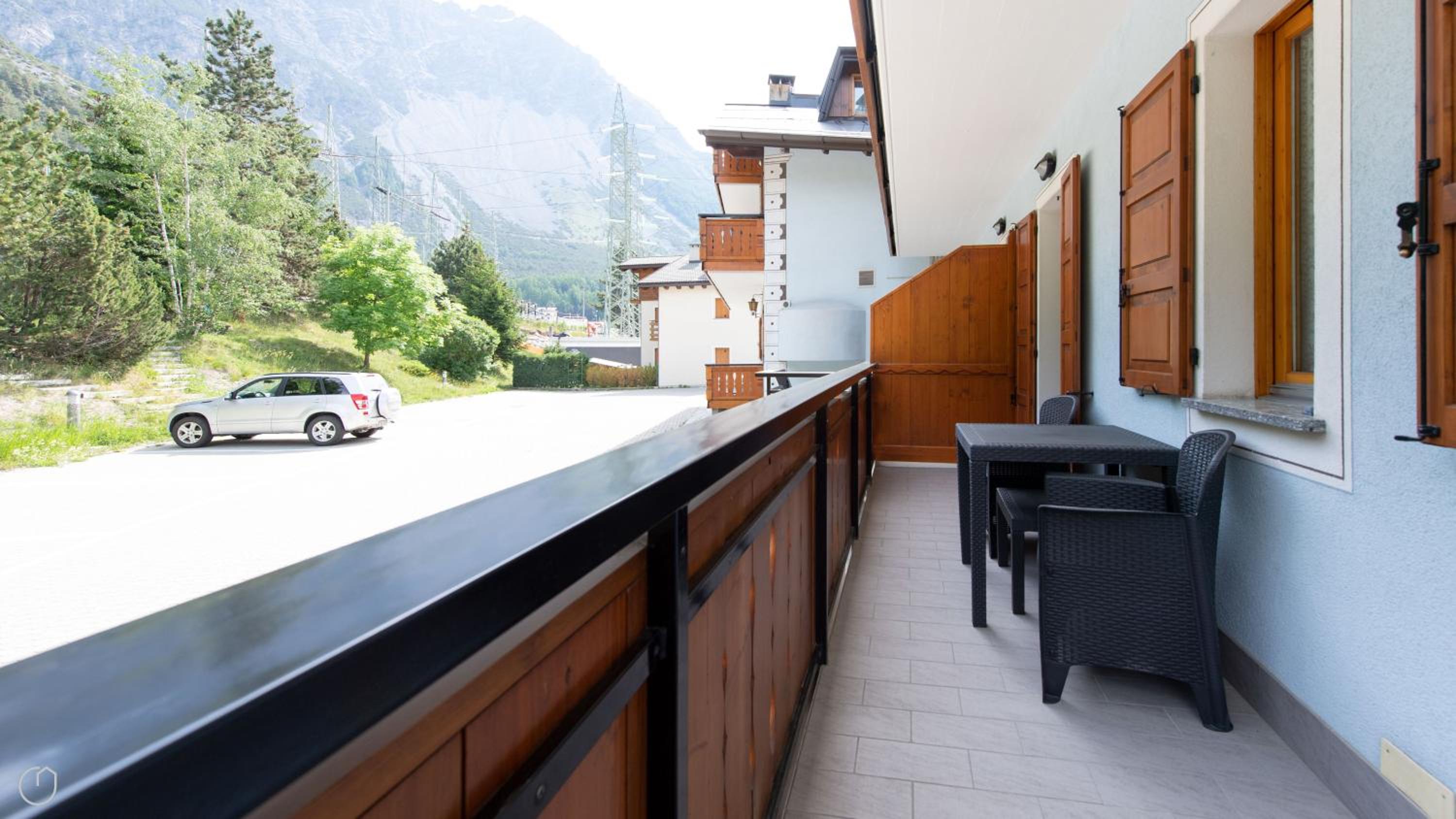 Apartment photo 3
