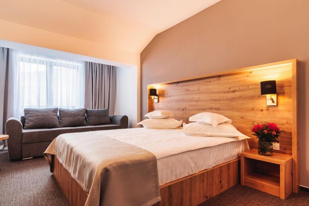 Double Room - Photo 1