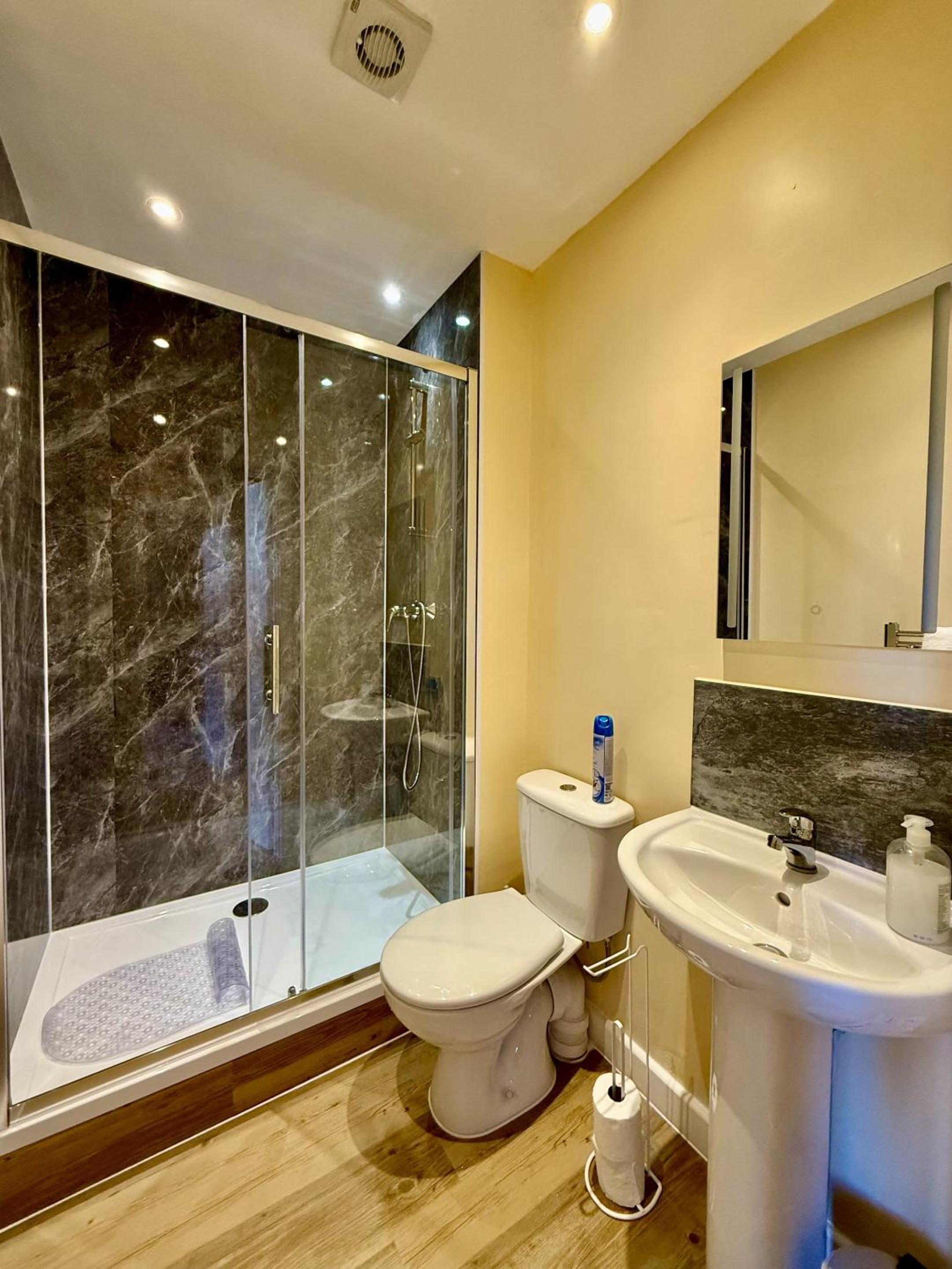 Superior King Room photo 1