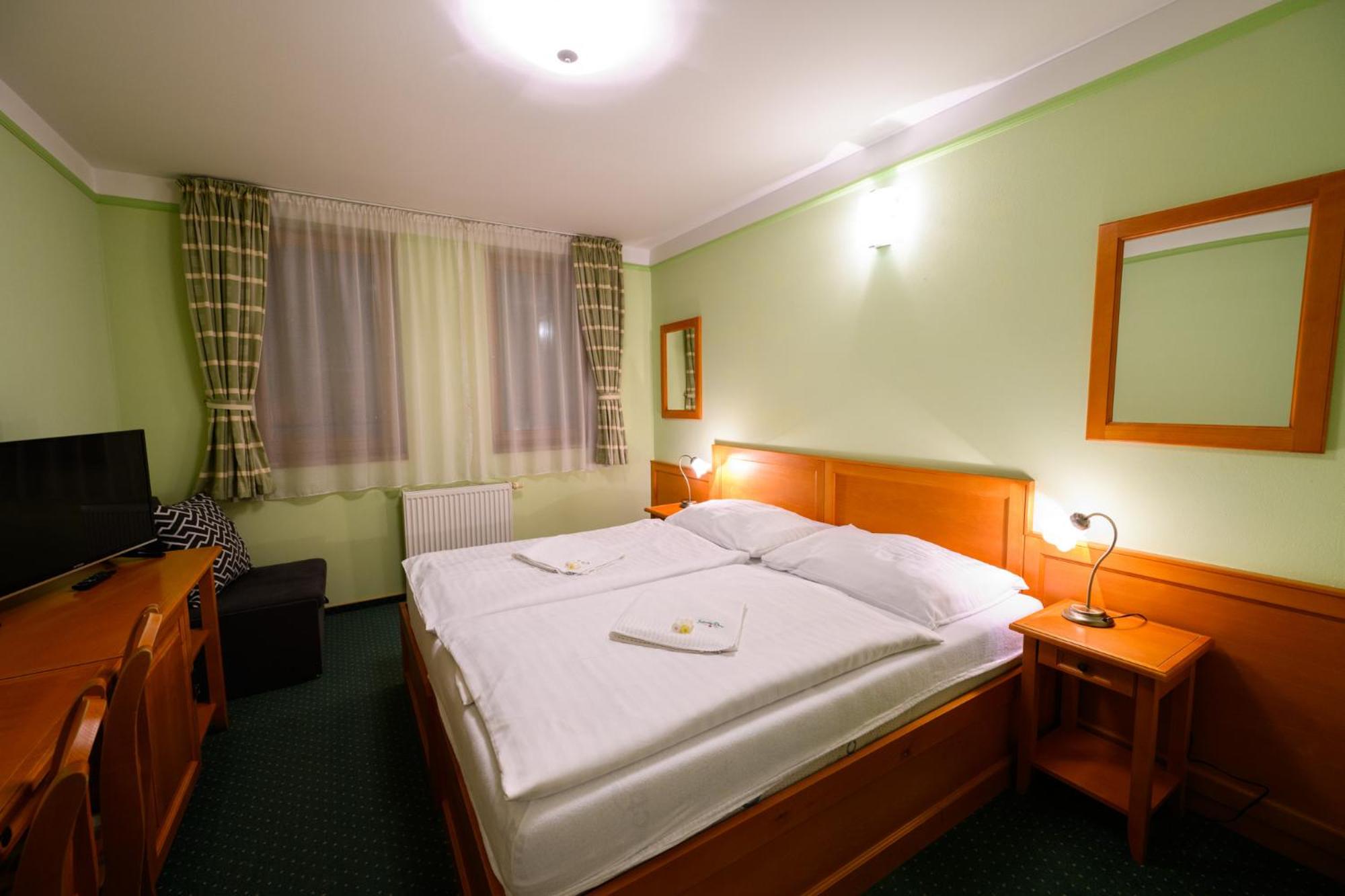 Single Room photo 3
