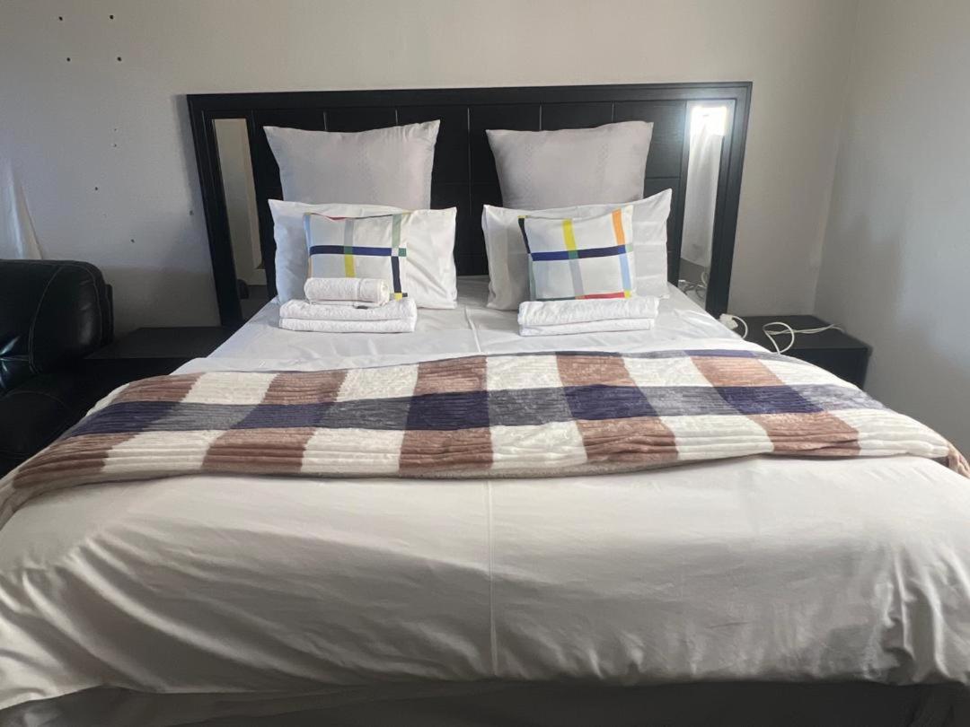 Classic Triple Room photo 2
