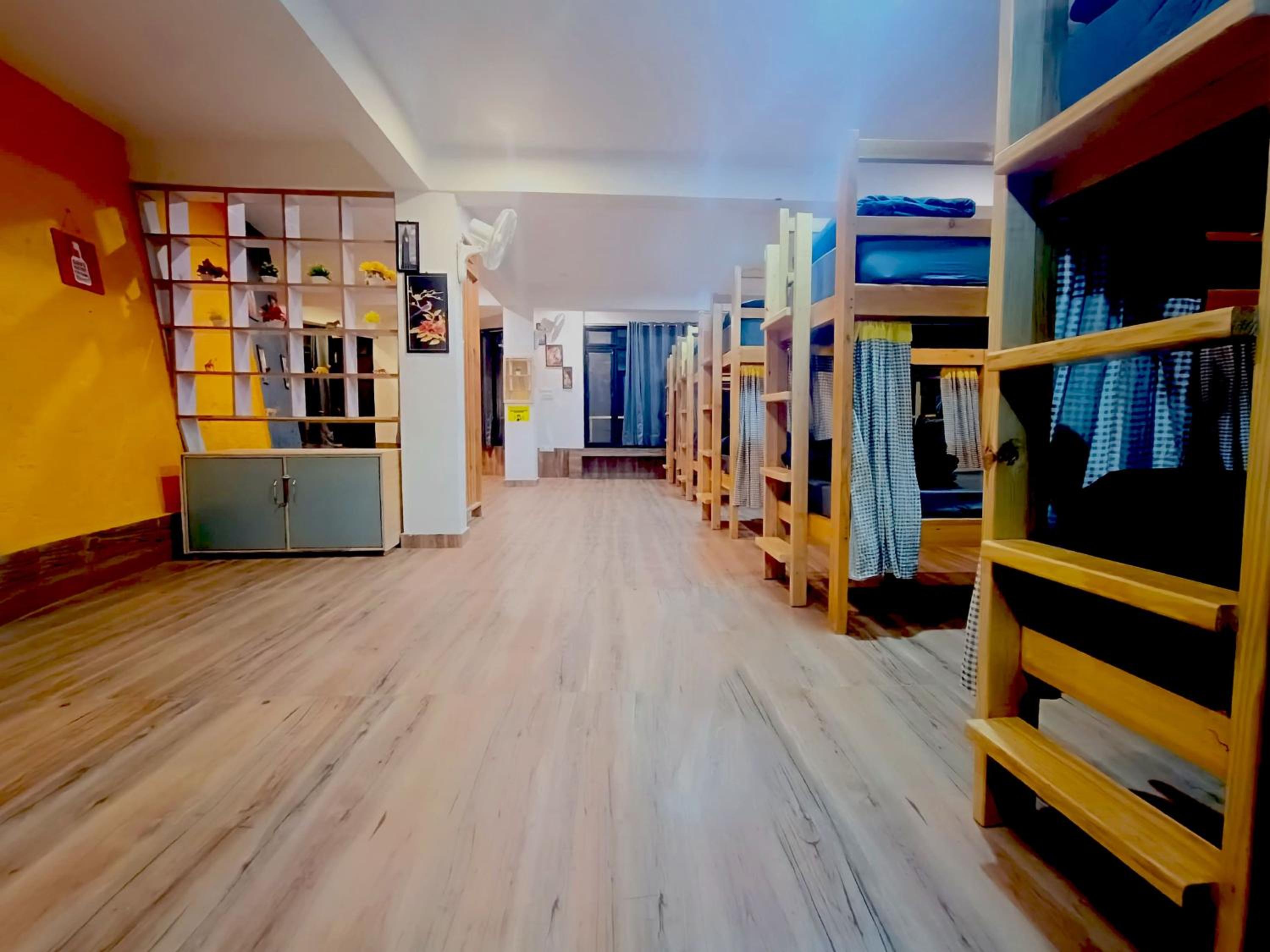 Bed in 10-Bed Mixed Dormitory Room photo 2