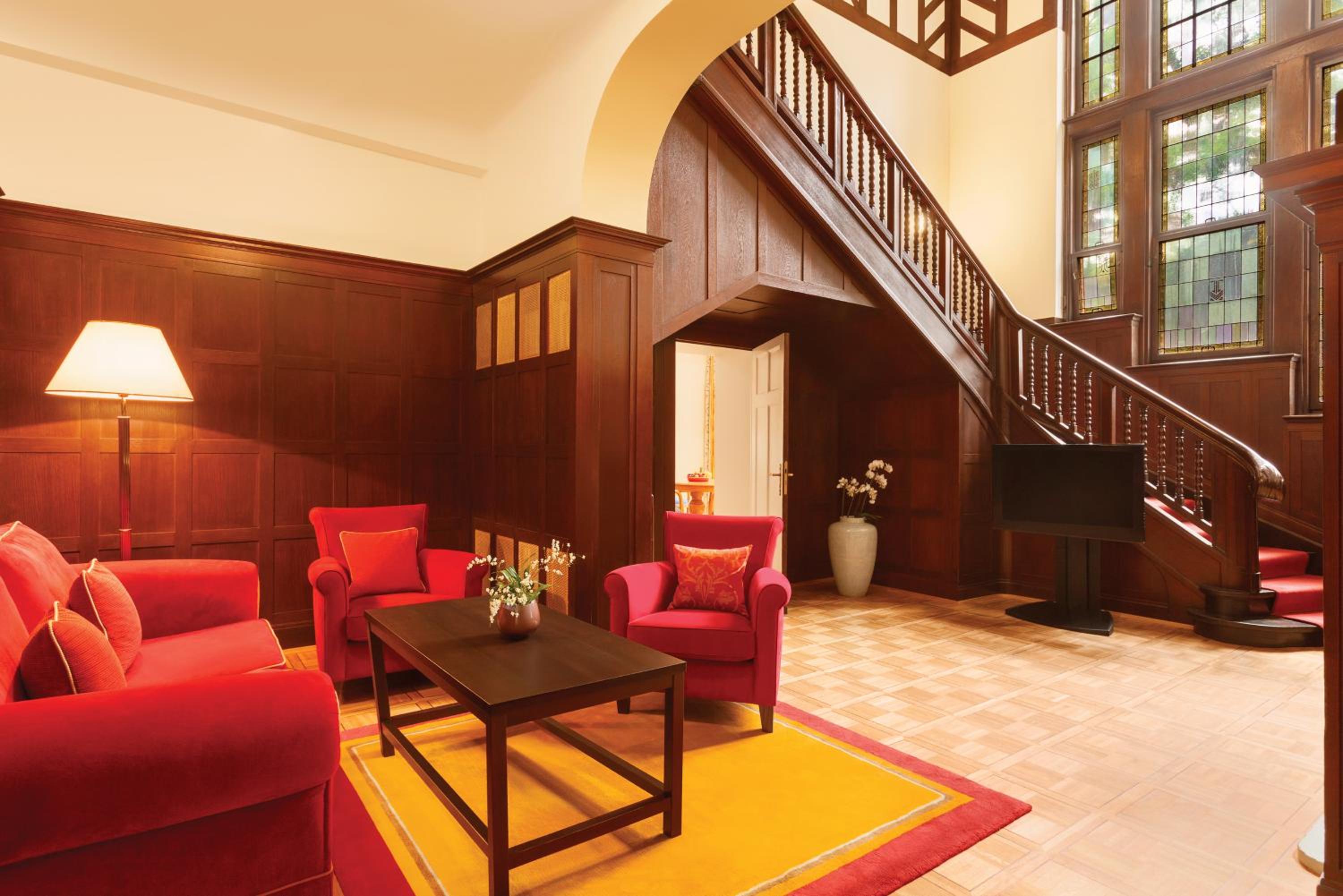 Grand Deluxe Suite, 2 Bedroom Suite, Garden view