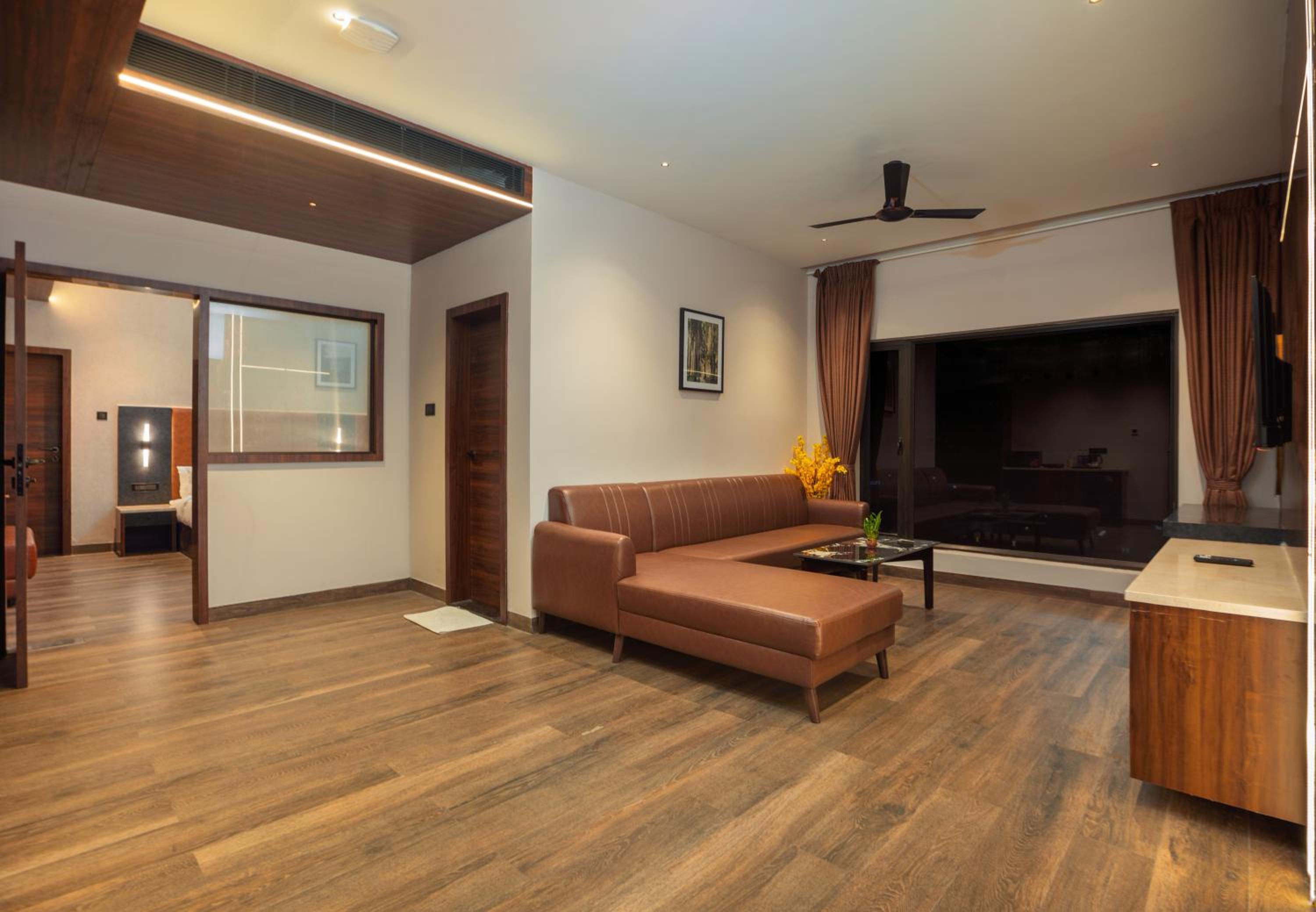 Family Apartment photo 2