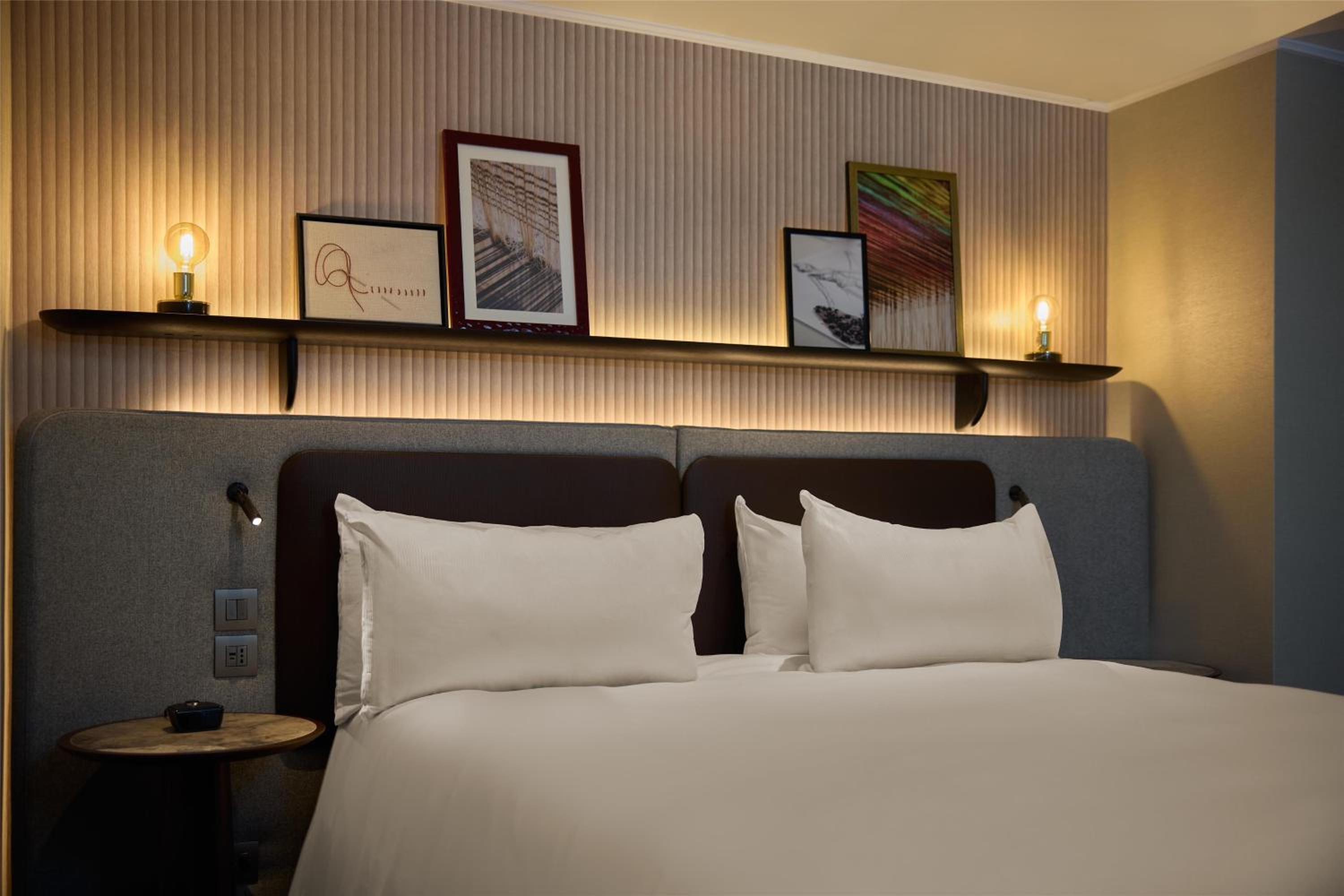 Executive Deluxe King Room