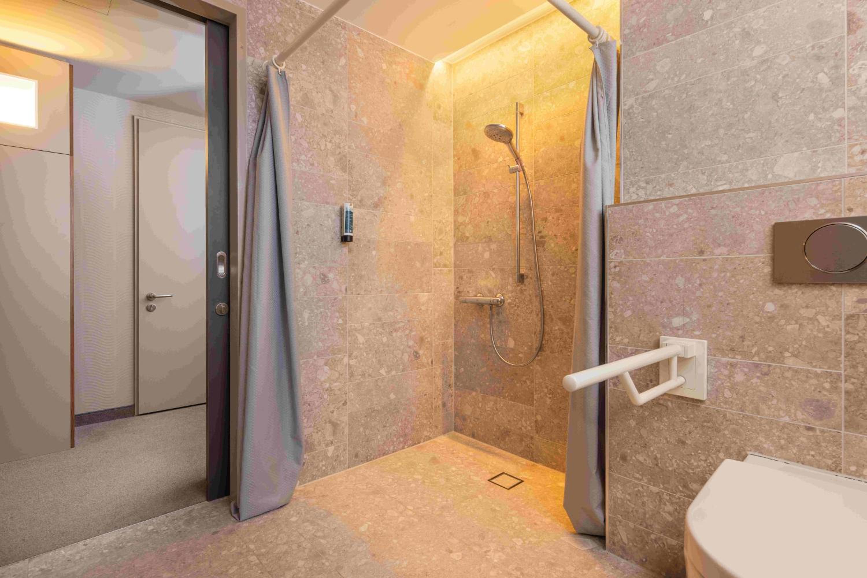 Triple Room - Disability Access photo 2