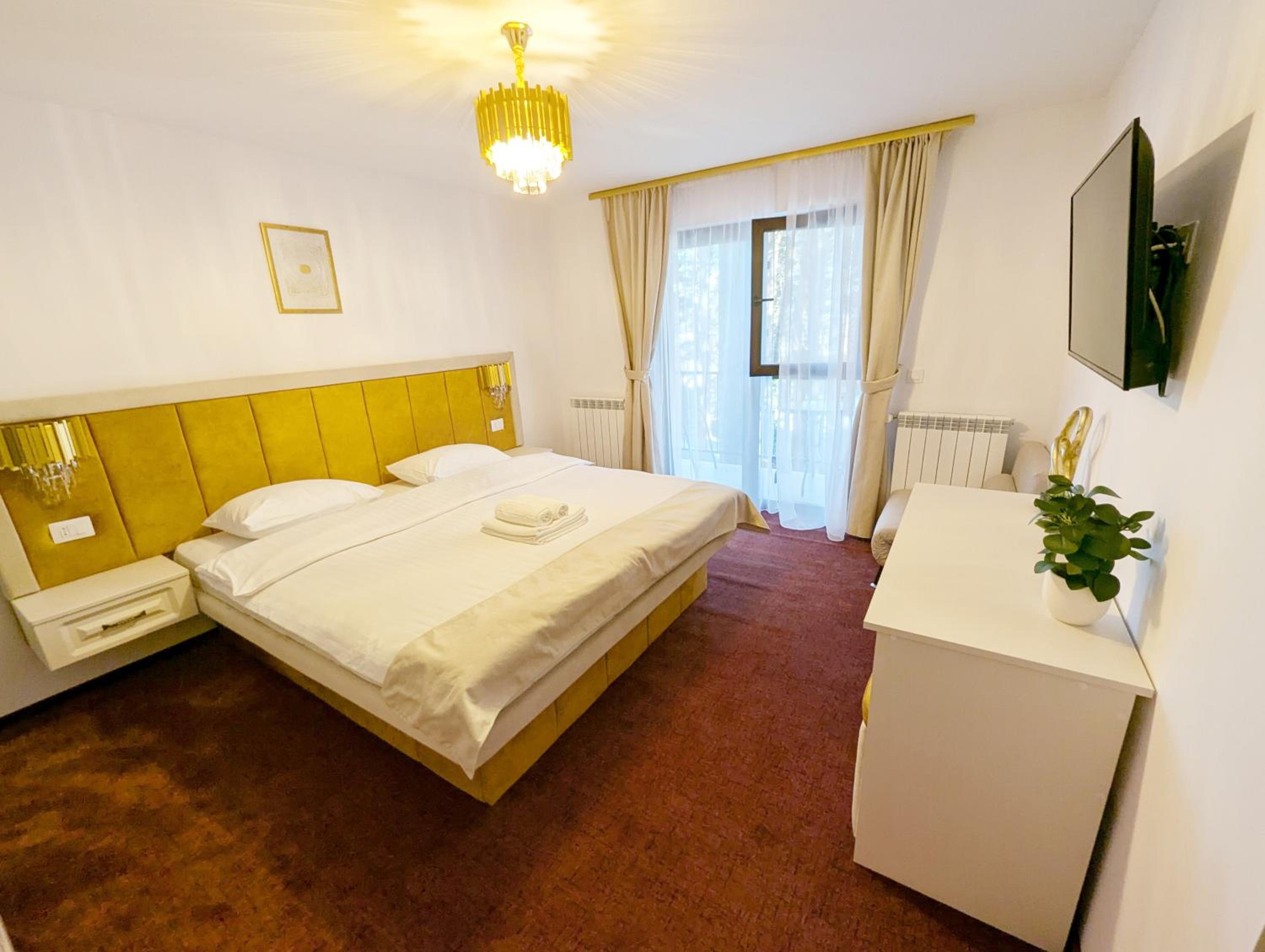 Superior Double or Twin Room photo 3