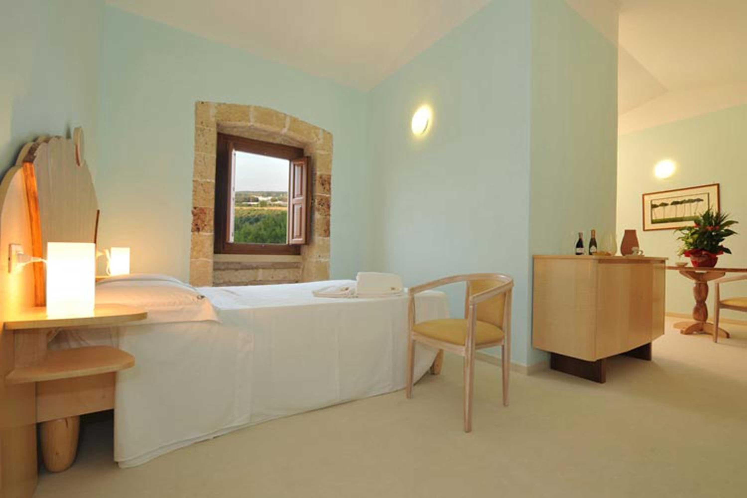 Deluxe Triple Room photo 2