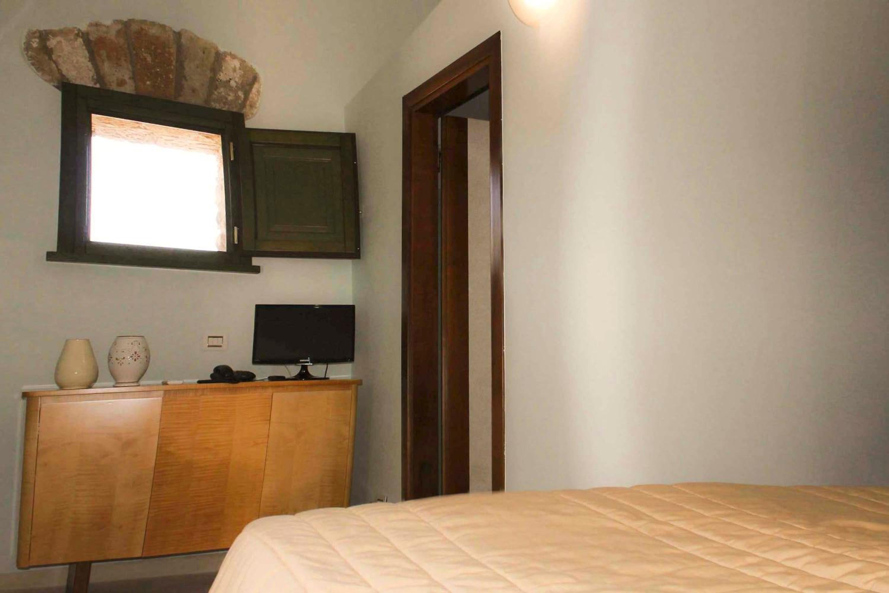 Superior Triple Room - Photo 5