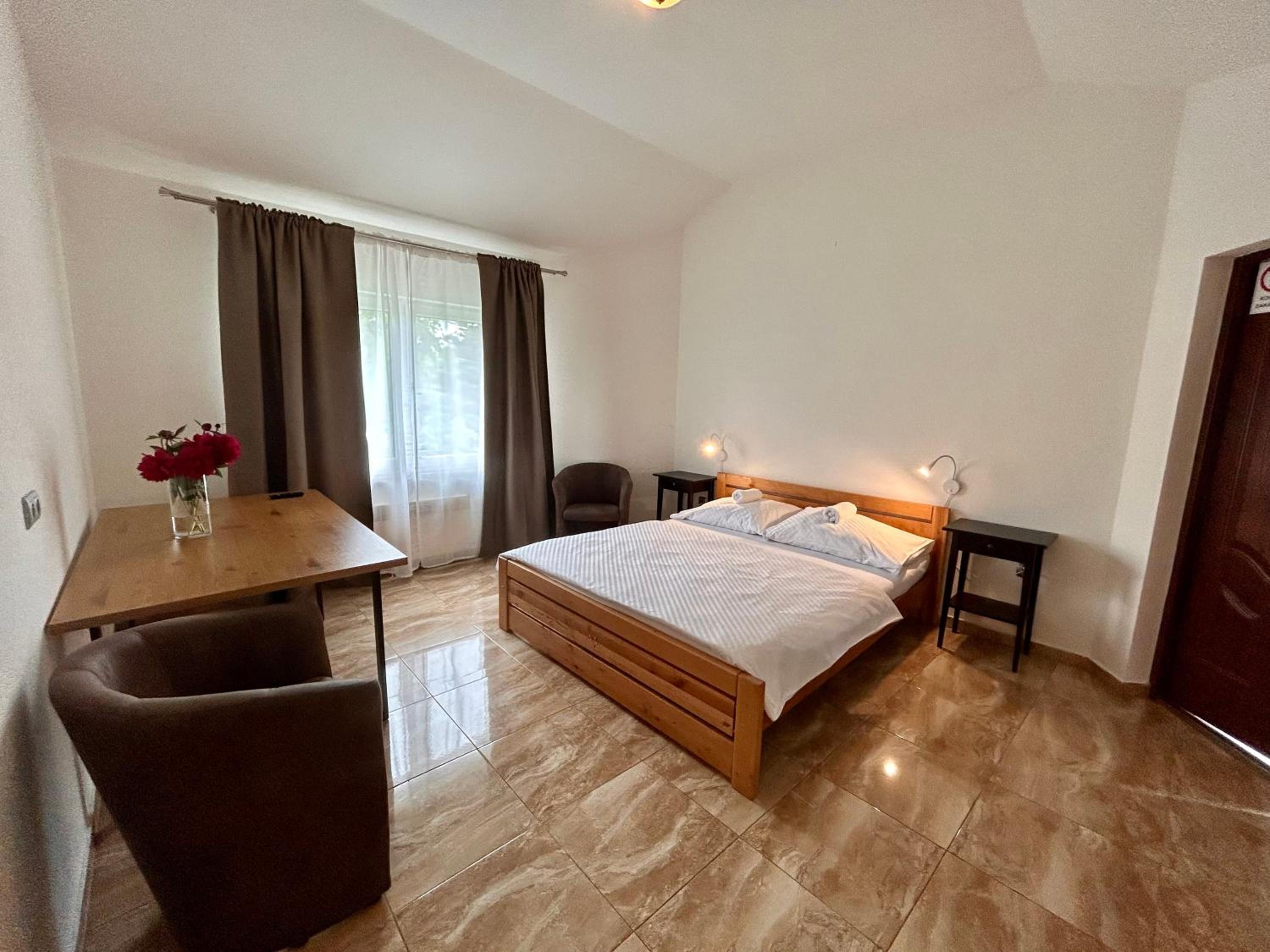 Triple Room with Garden View