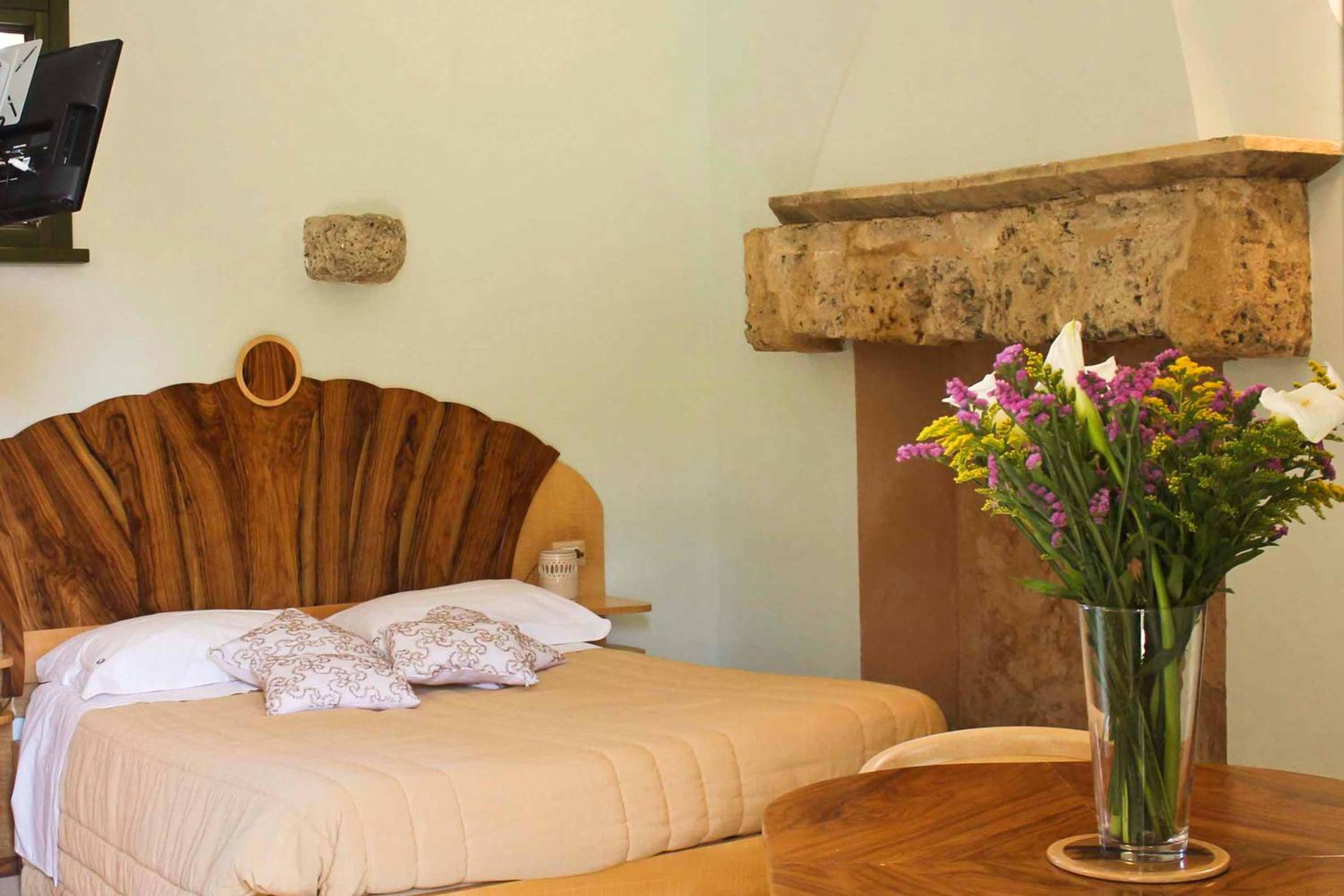 Standard Double Room - Photo 1