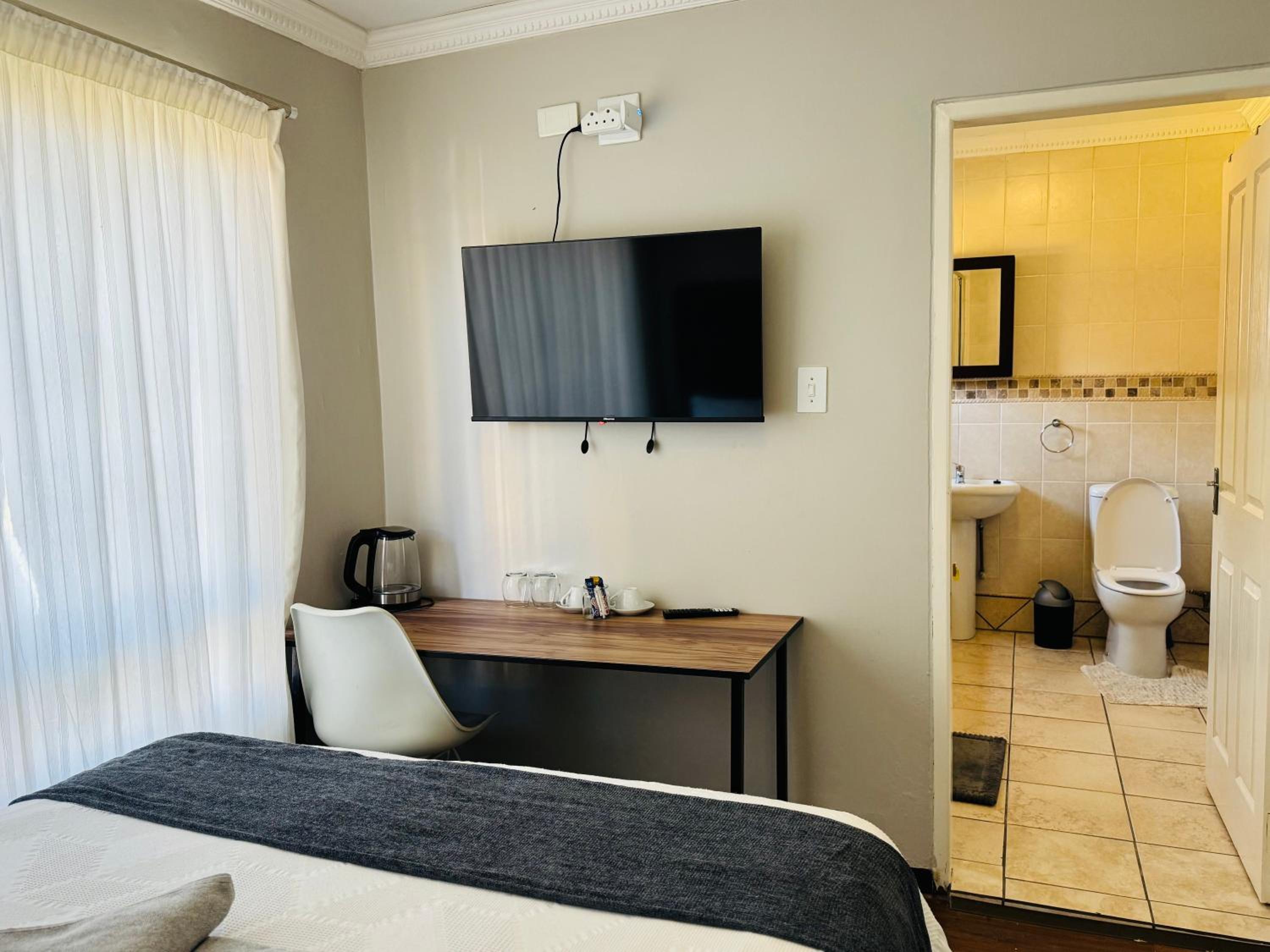 Double Room photo 3