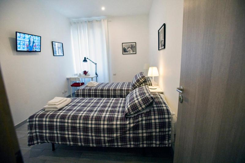 Double or Twin Room with Private Bathroom photo 2