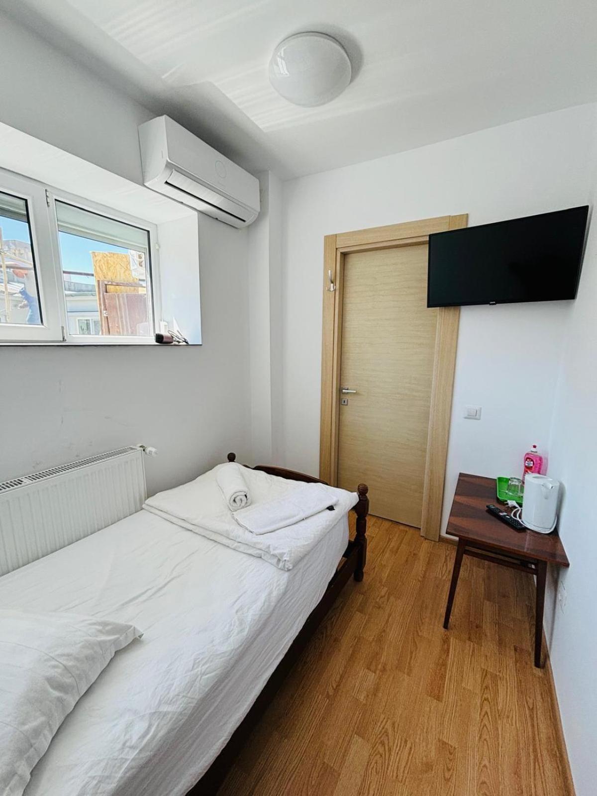 Basic Triple Room - Photo 4