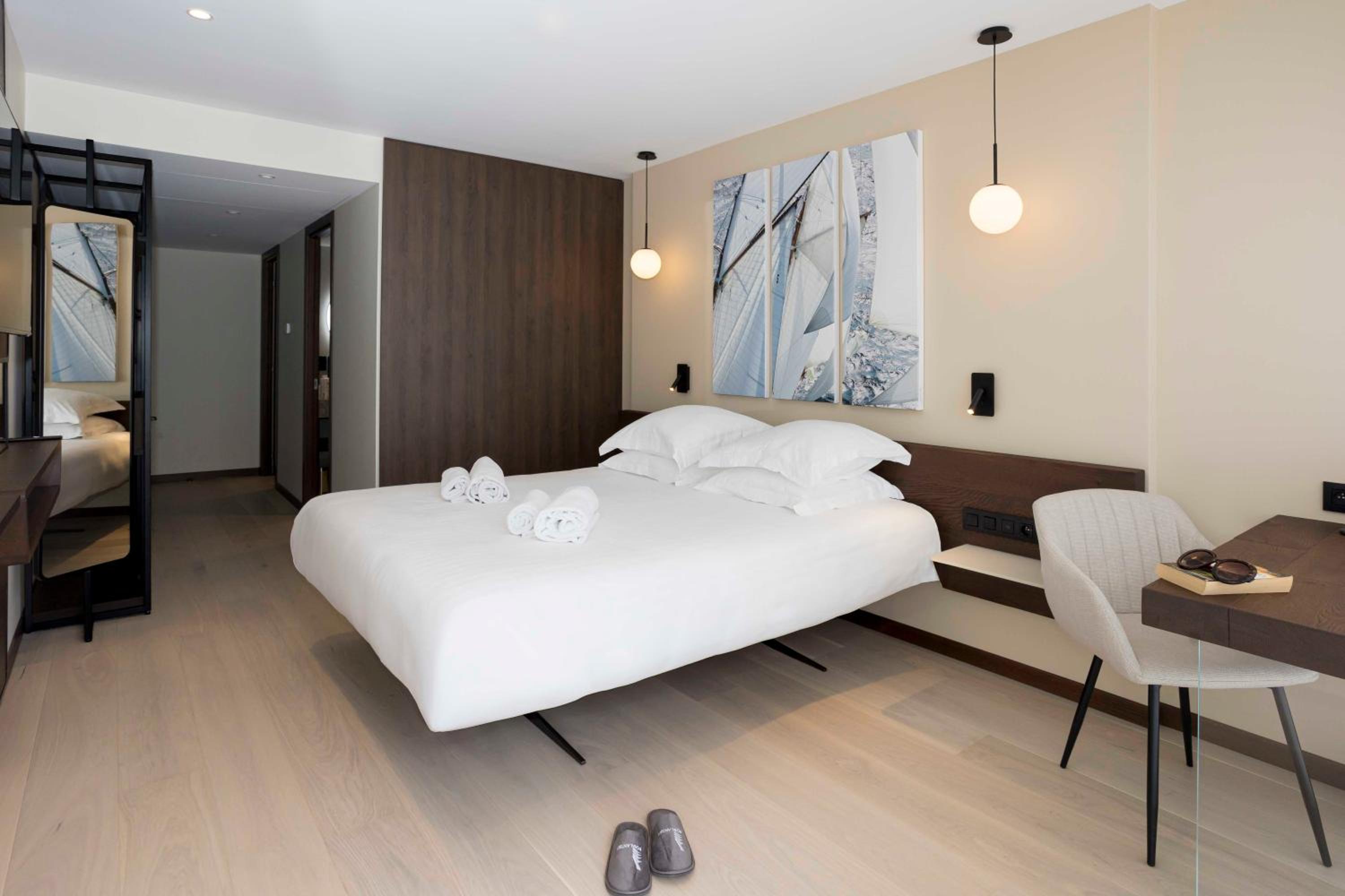 Standard Double Room - Photo 3