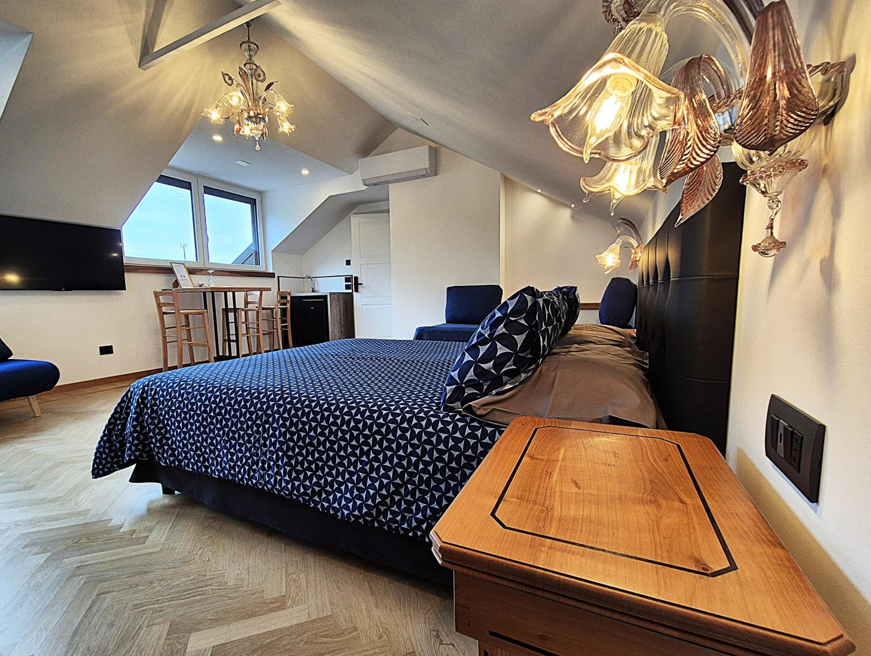 Deluxe Triple Room photo 2