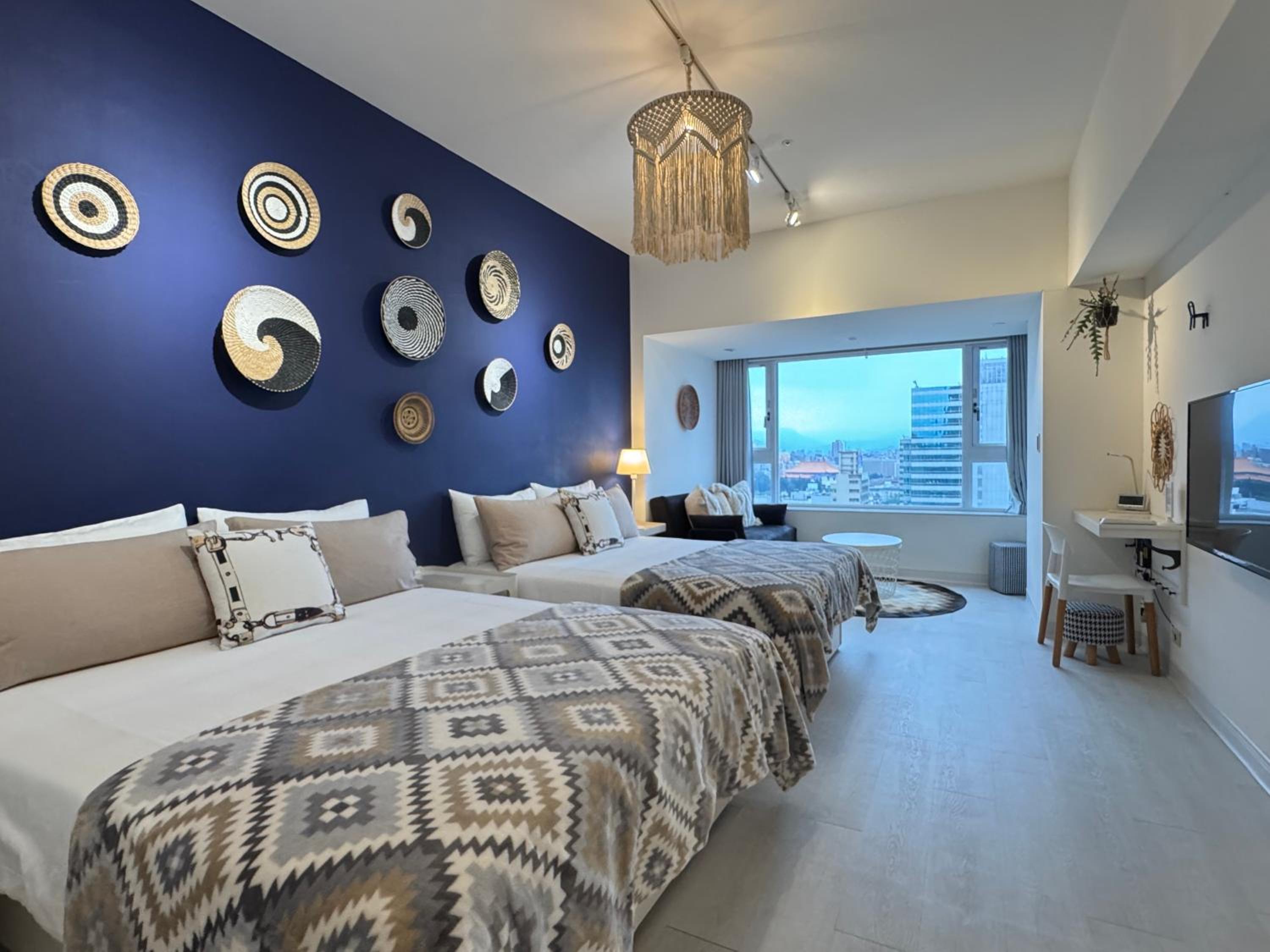 Apartment 3 - Studio R9 /City View