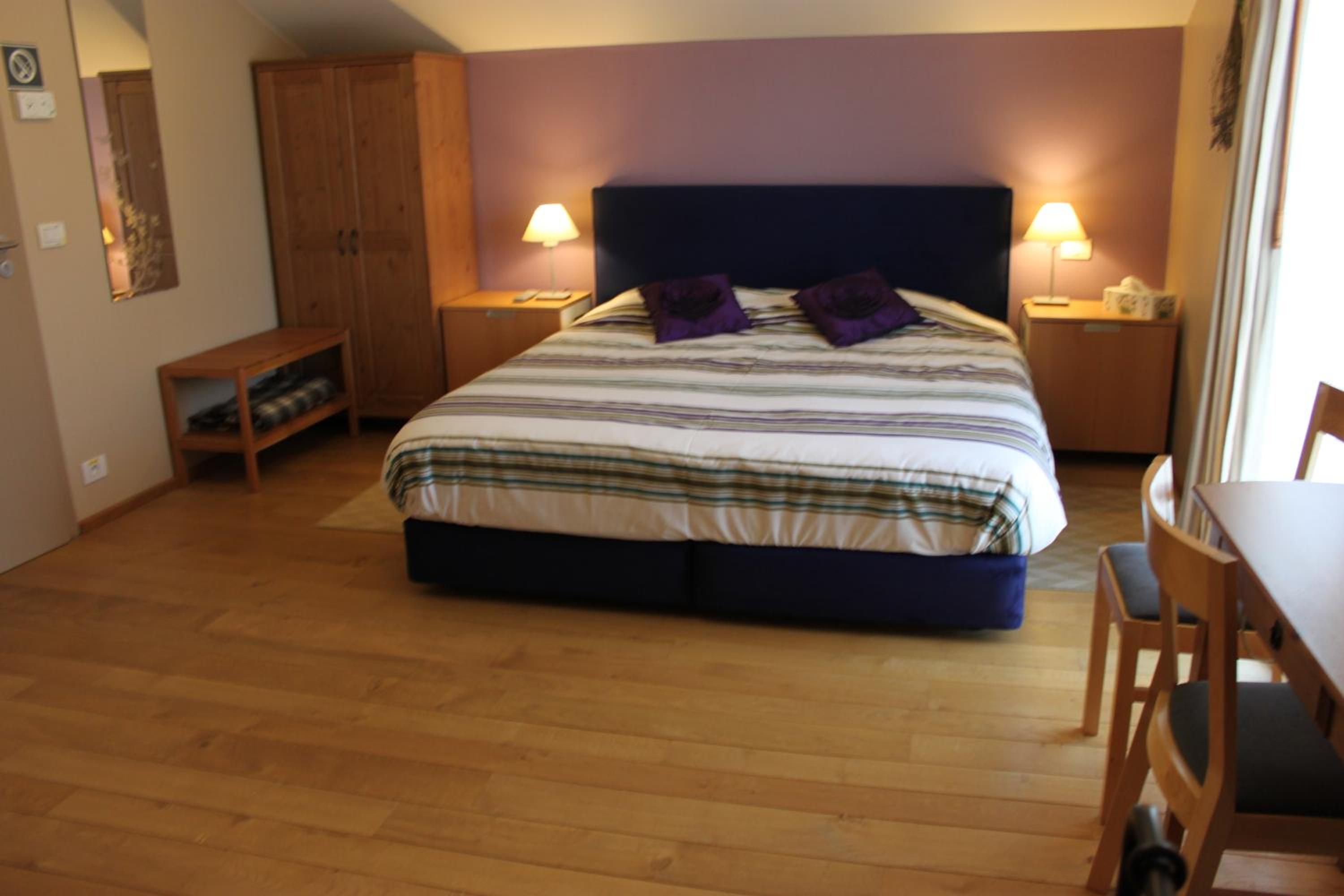 Standard Double Room photo 2