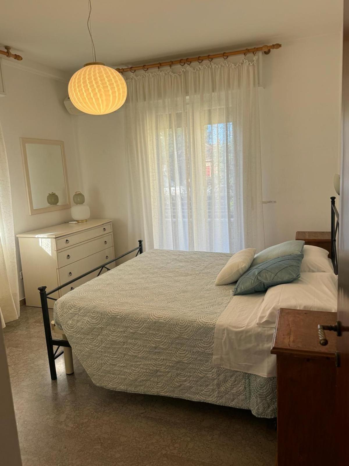 Three-Bedroom Apartment with Balcony - Annex photo 1