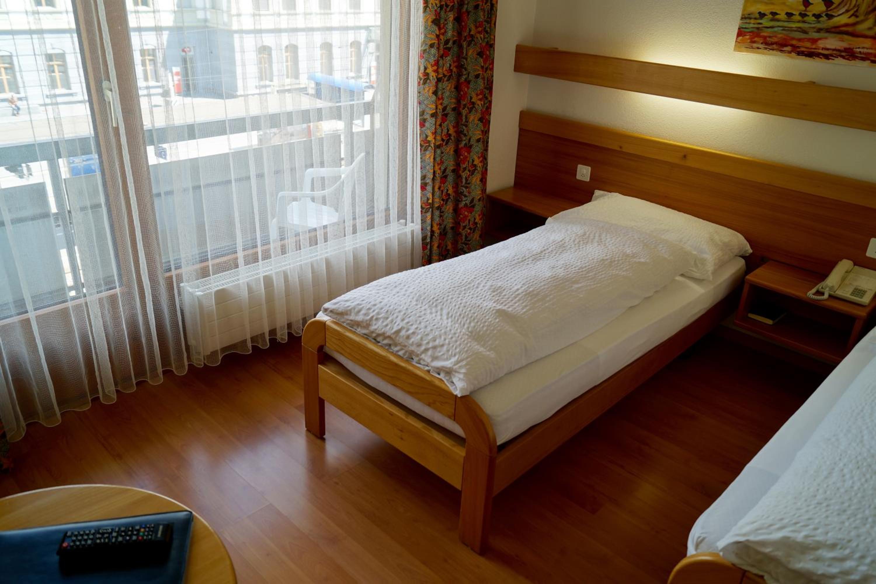 Triple Room with Bath photo 1