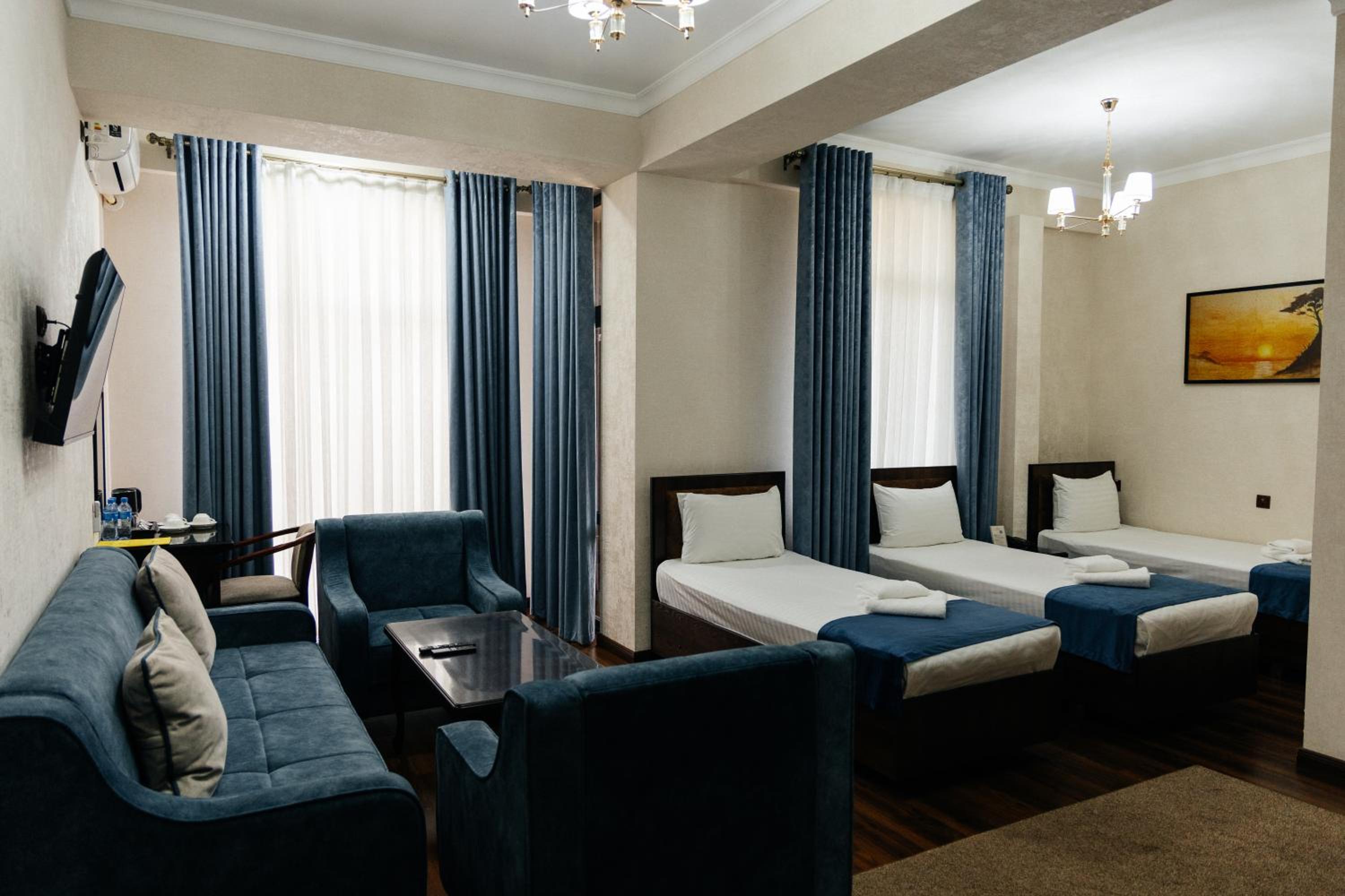 Luxury Triple Room