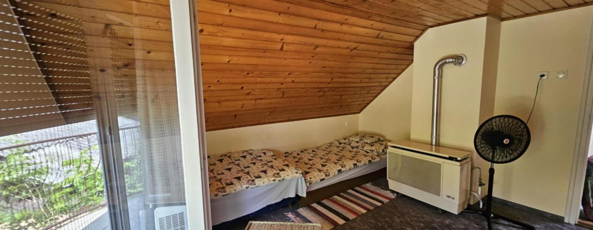 Family Room with Garden View photo 2