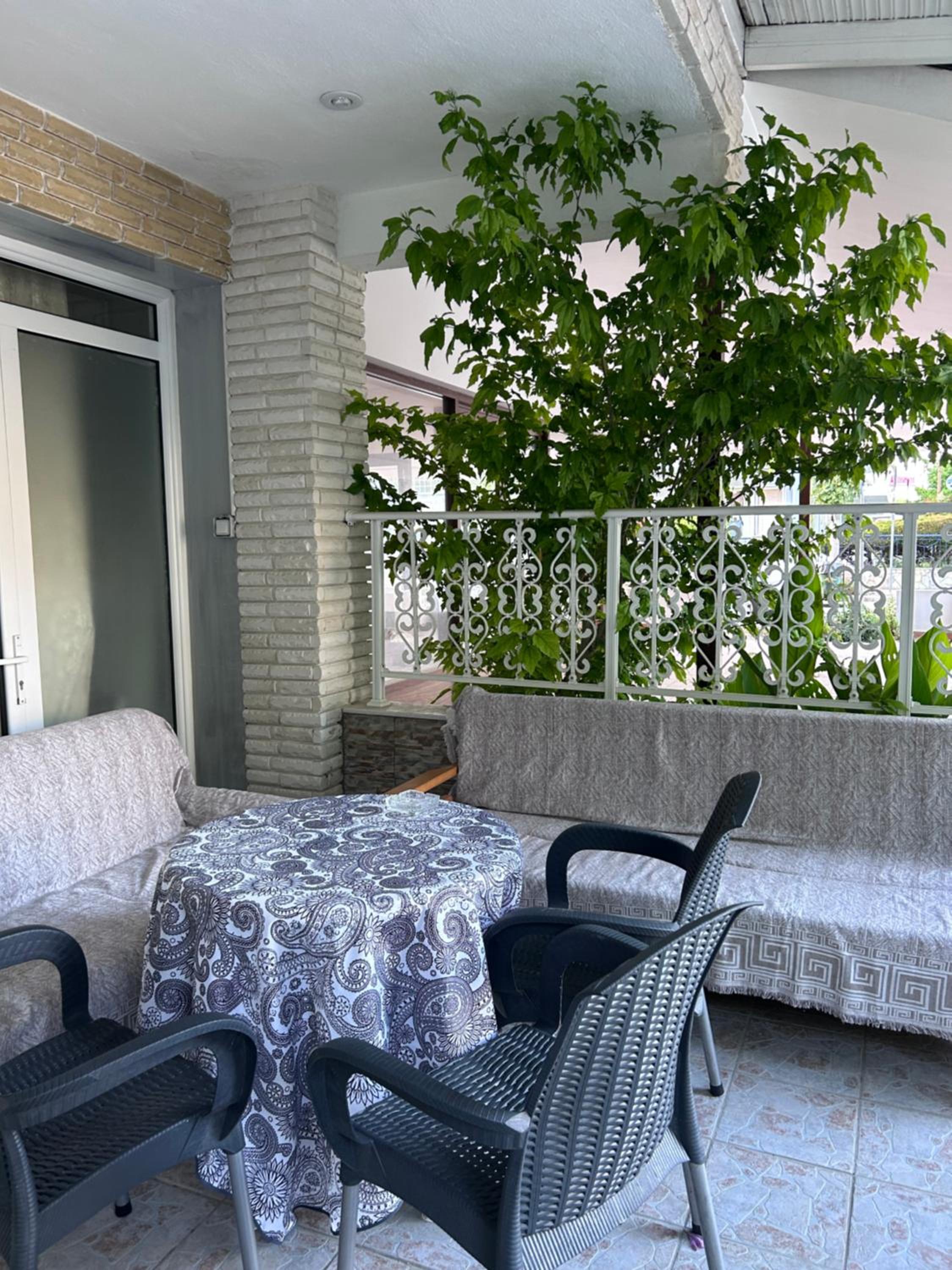 Double Room with Balcony (2 Adults + 1 Child) photo 2