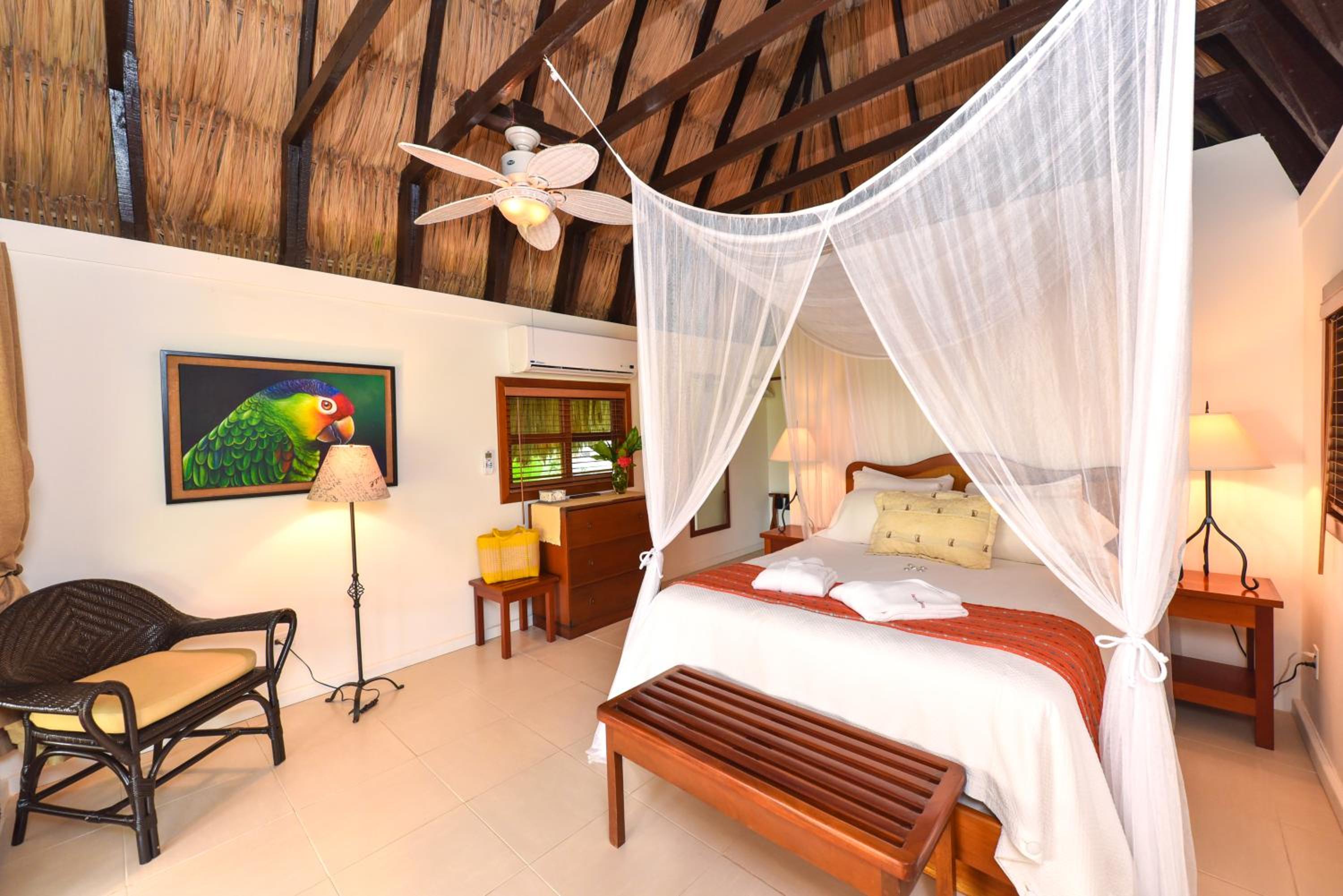 Bungalow with Sea View photo 3