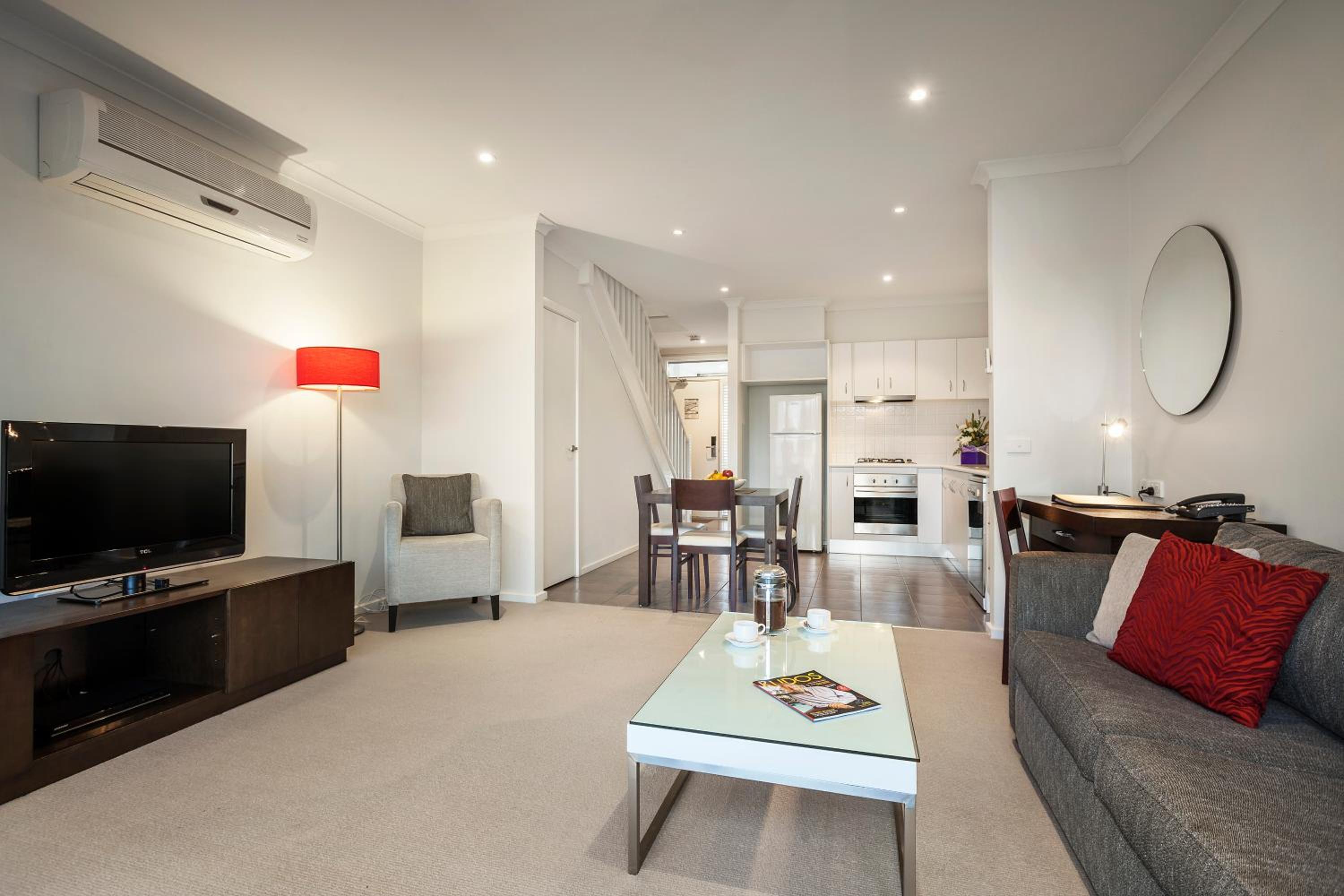 Two-Bedroom Apartment - Photo 8