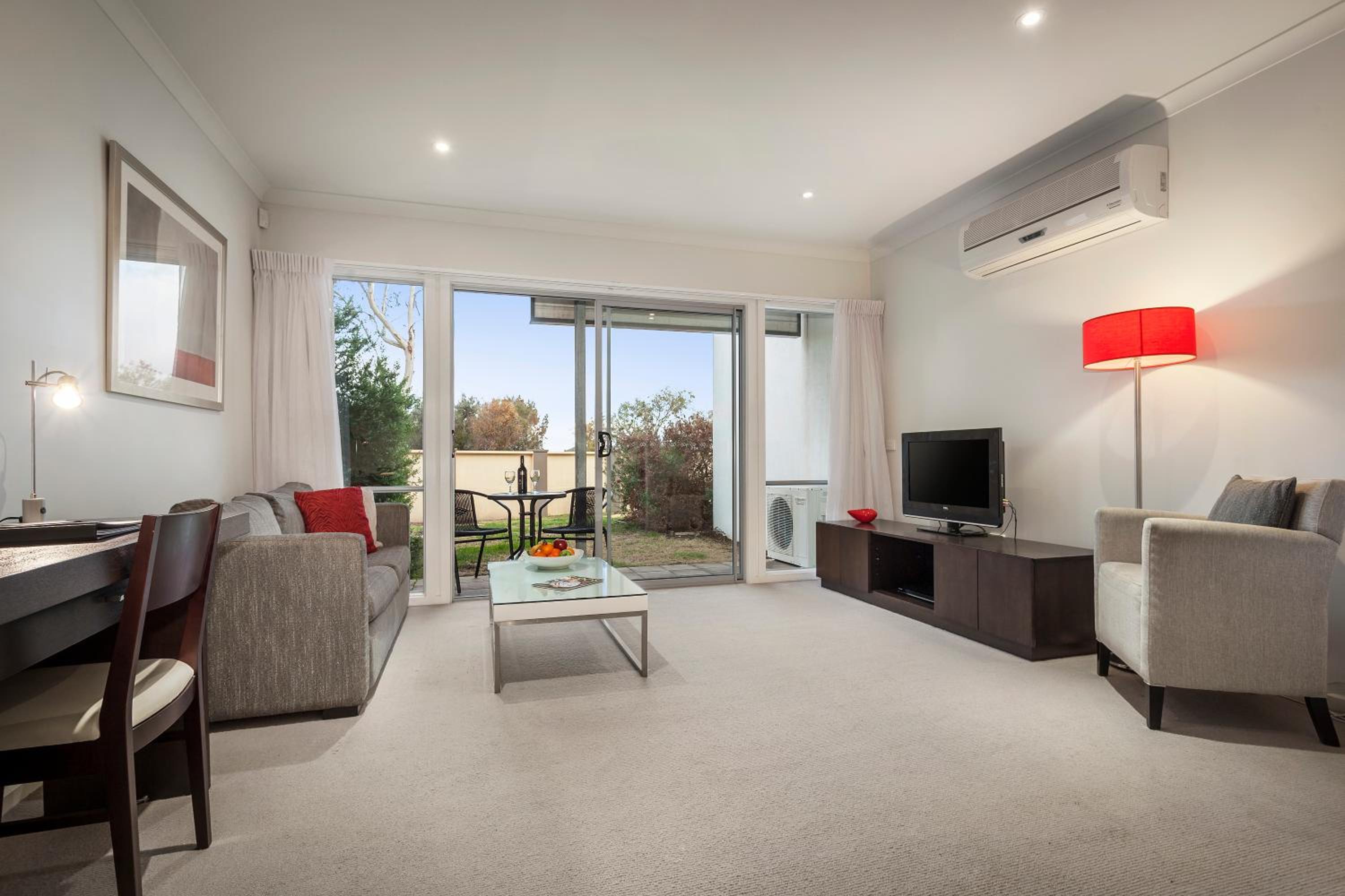 Two-Bedroom Apartment - Photo 2