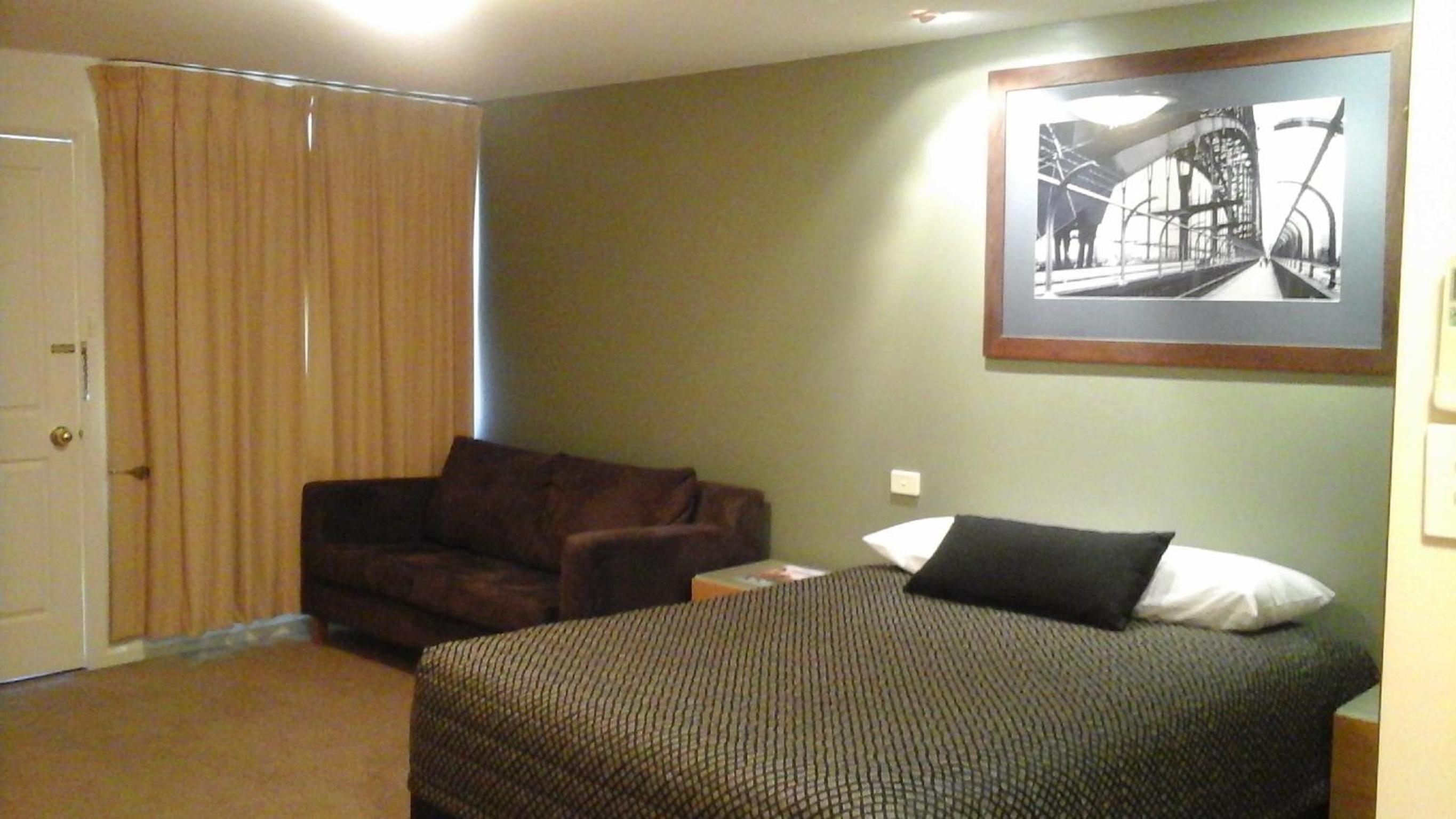 Executive Queen Room
