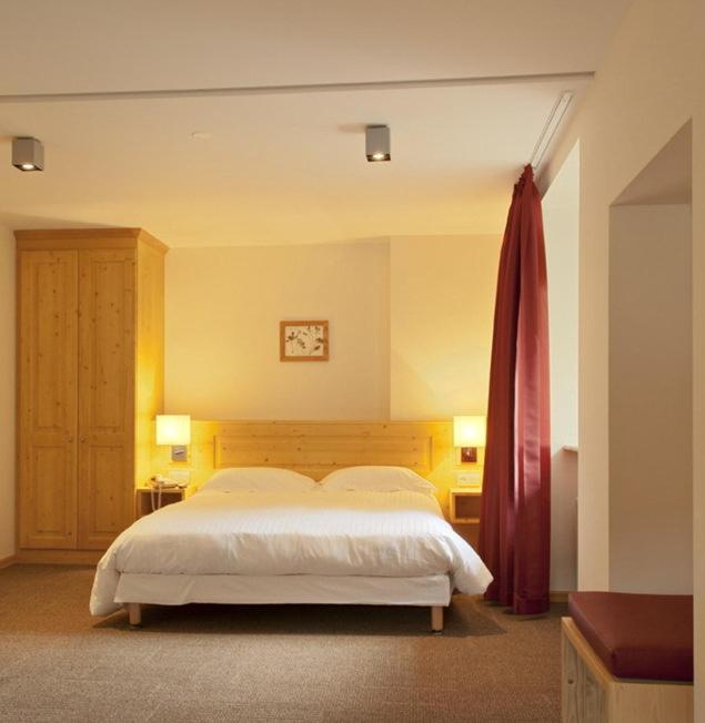 Junior Suite (2 Adults + 2 Children)