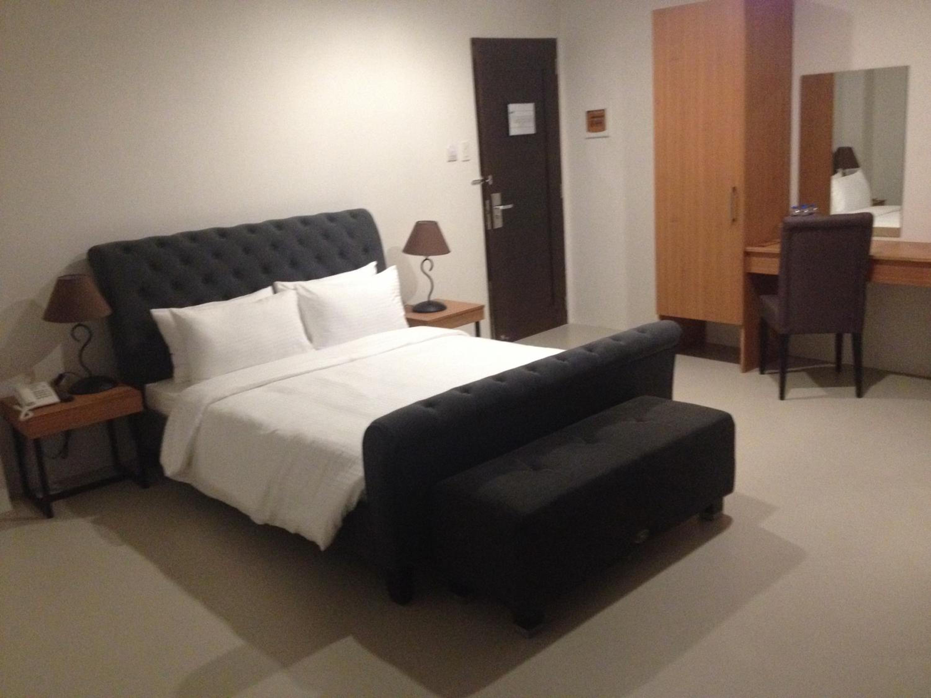 Executive Suite photo 2