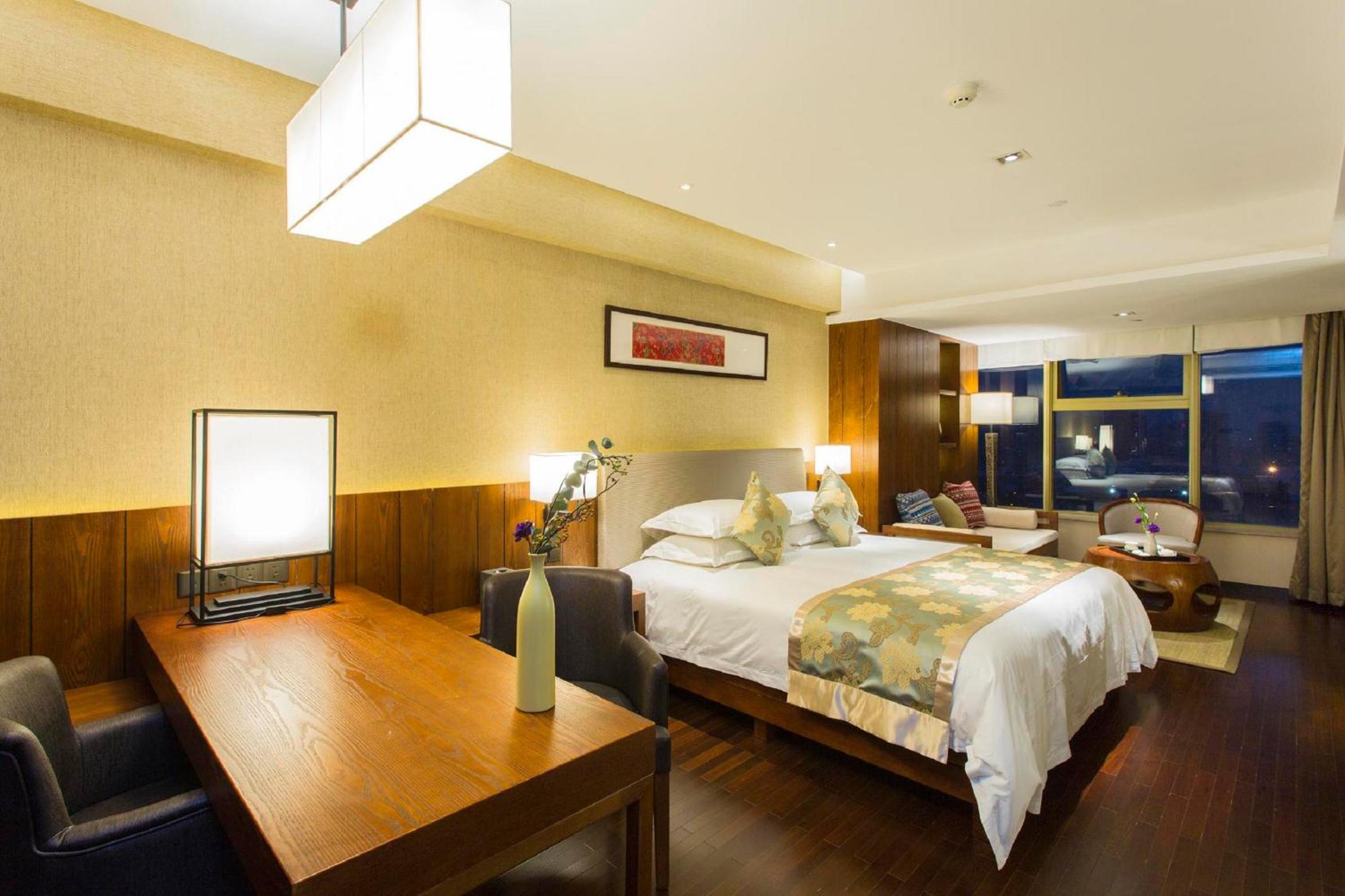 Superior King Room photo 1