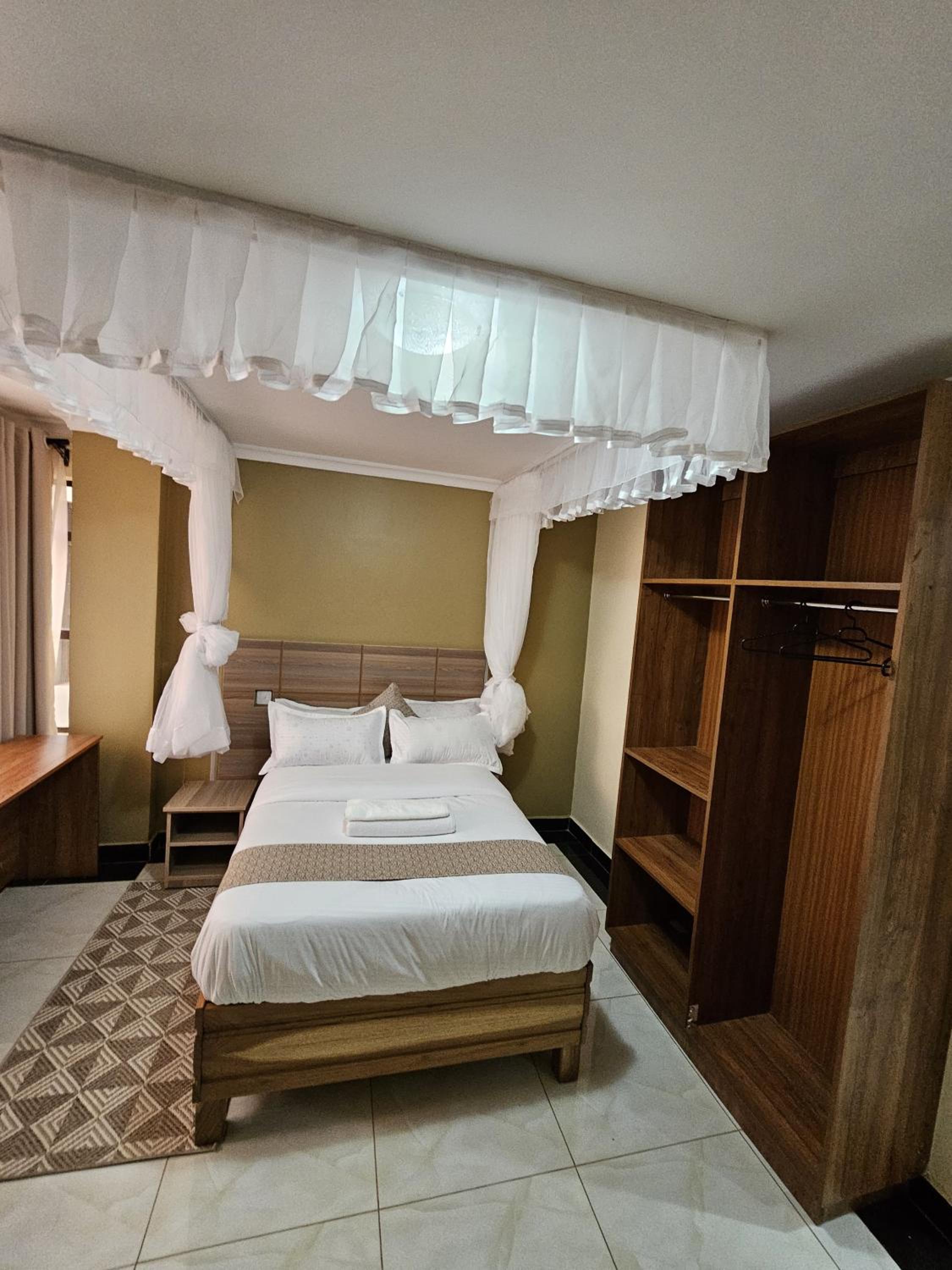 Standard Single Room