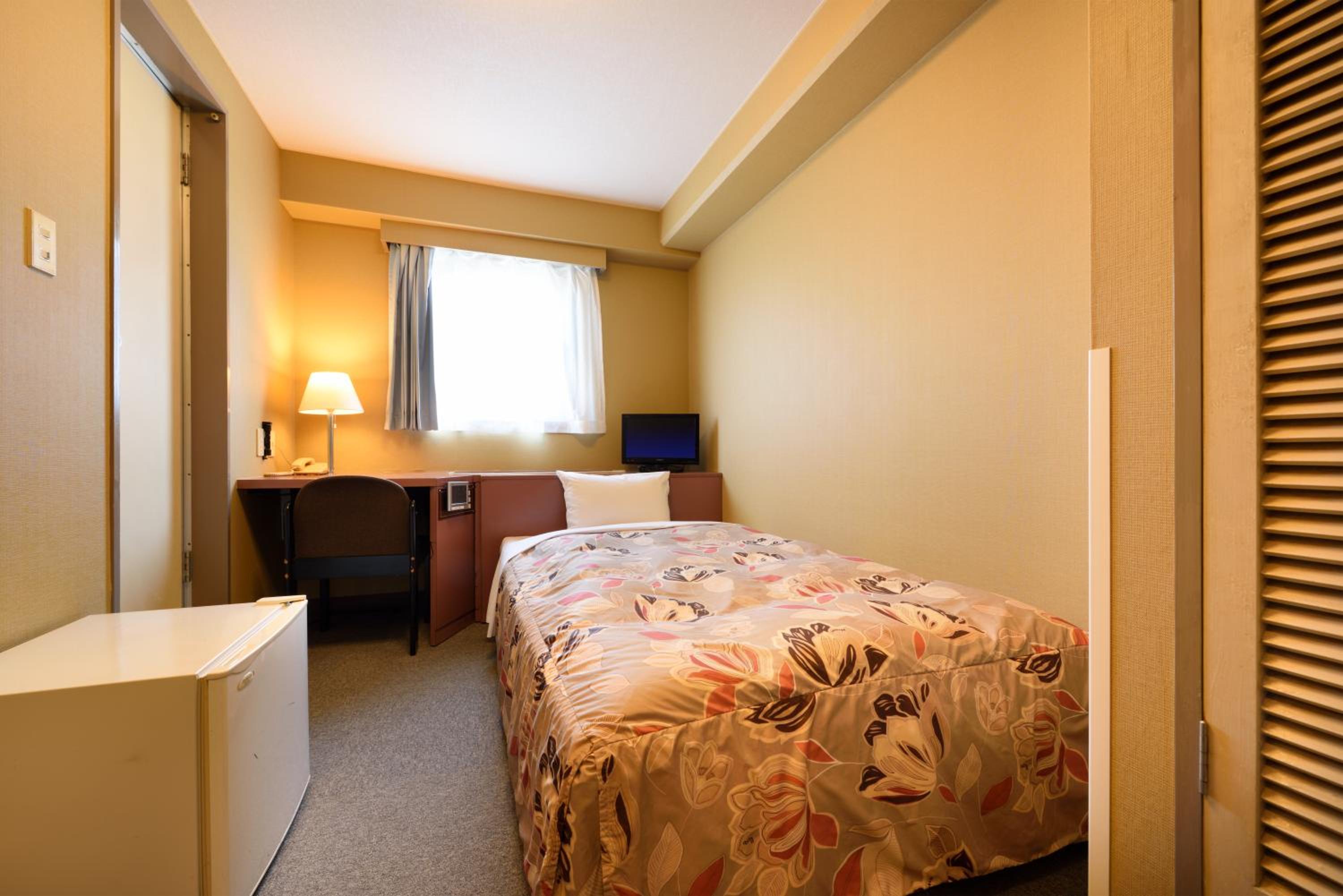 Single Room photo 2