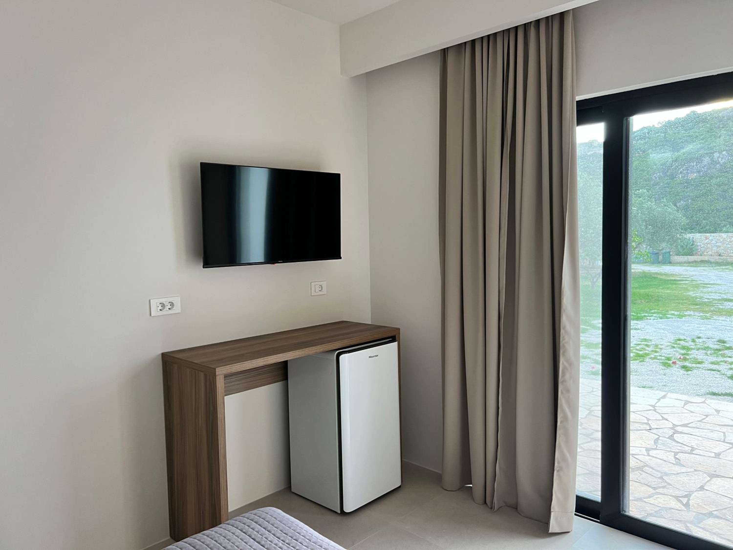 Standard Double Room photo 2
