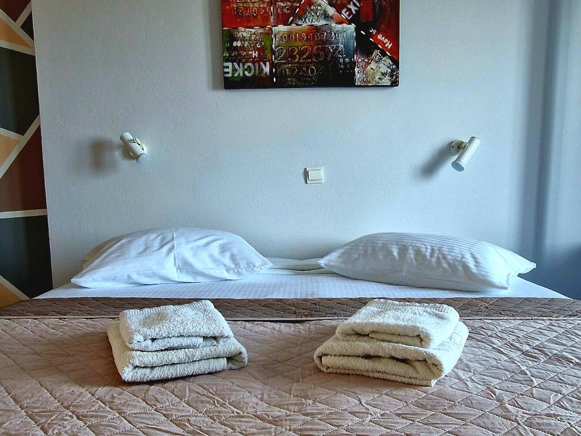Studio with Sea View (2 Adults) - Photo 1