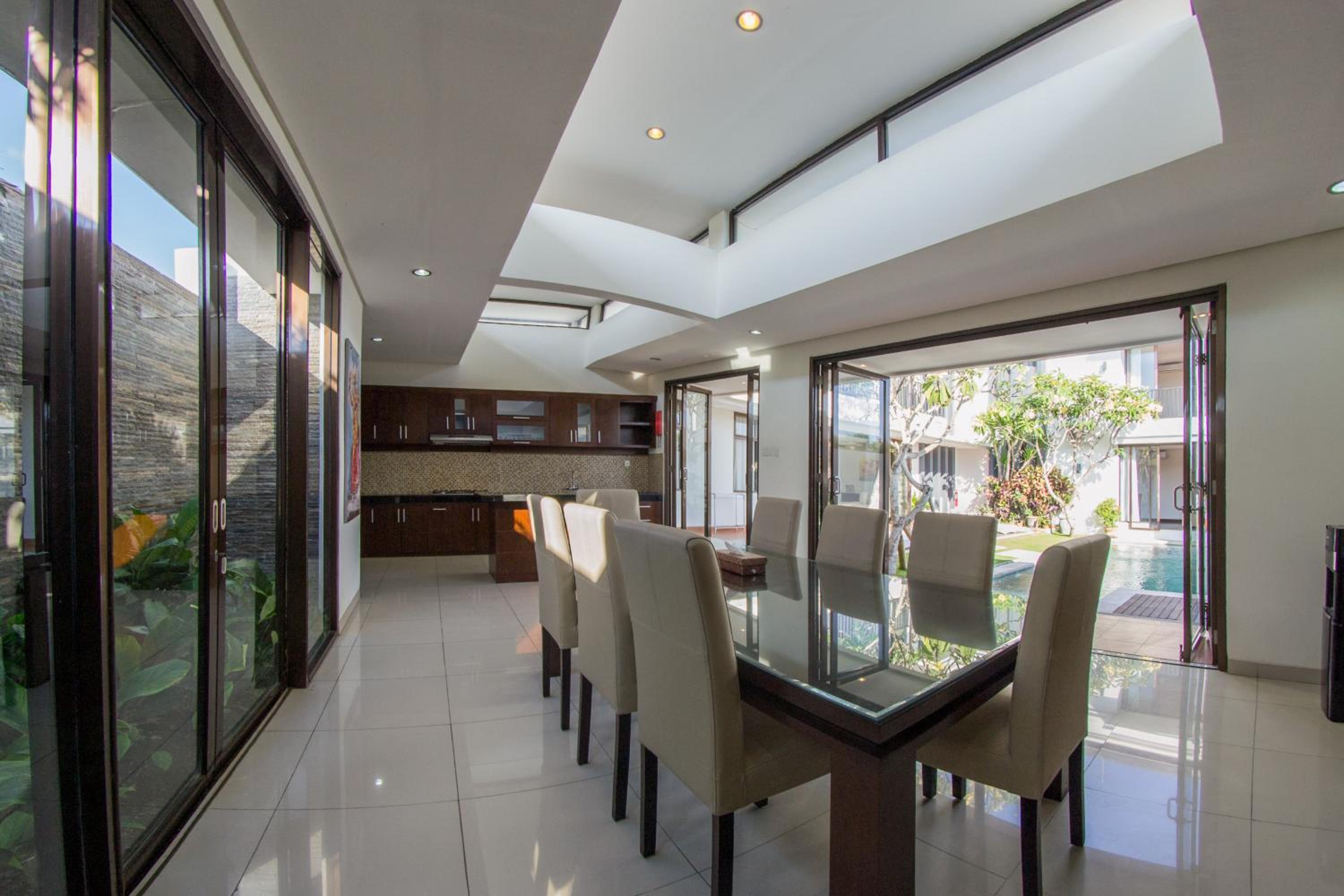 Three-Bedroom Villa with Private Pool - Photo 10